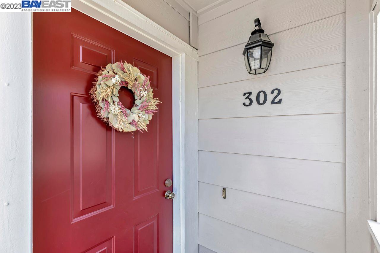 302 Norris Canyon Ter