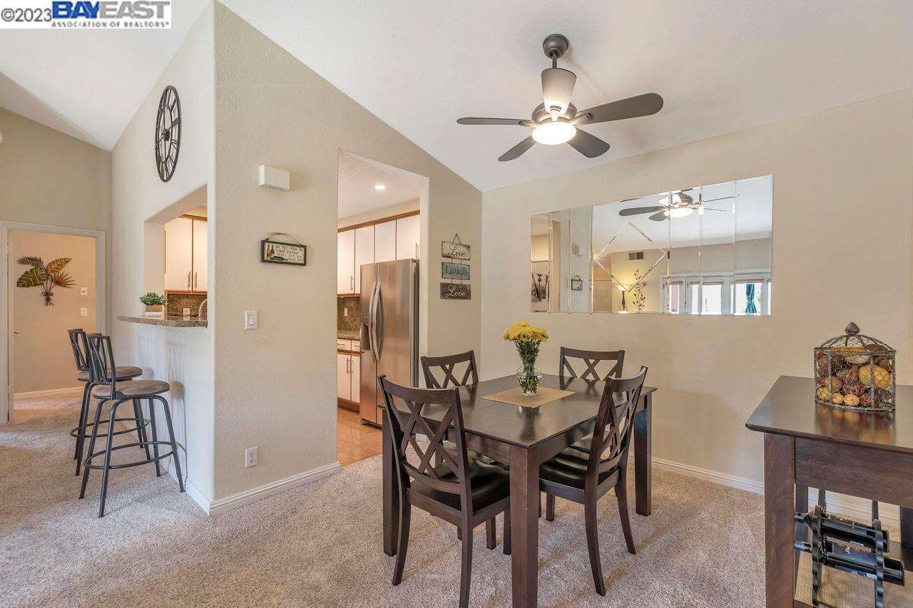 302 Norris Canyon Ter