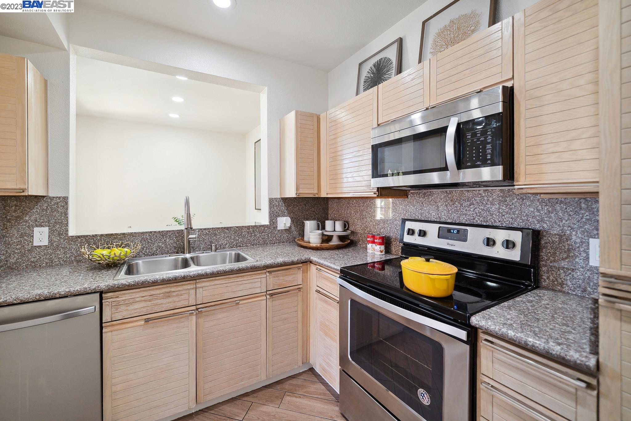 7090 Dublin Meadows St Unit: C