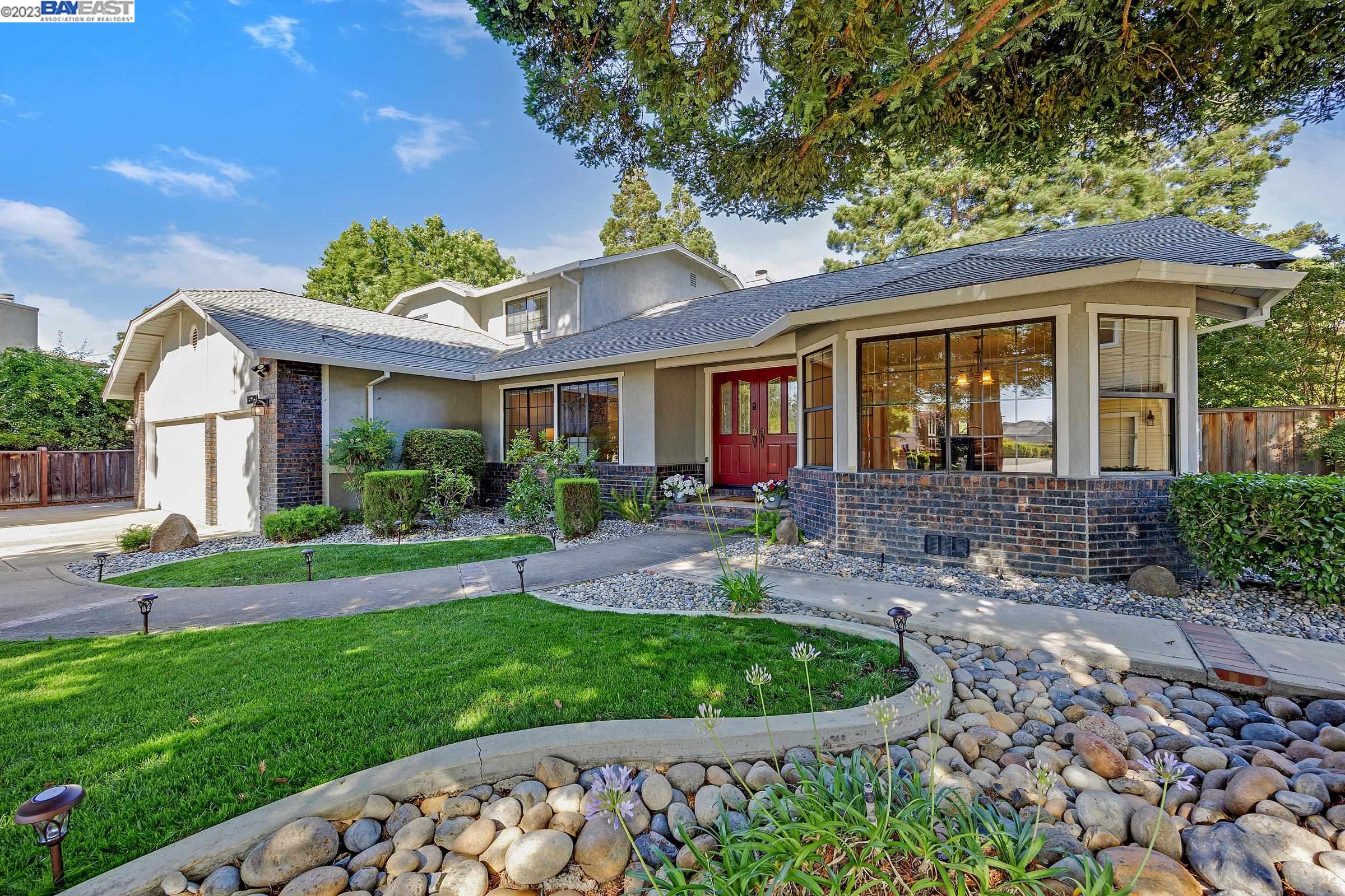 1579 Fontonett Place