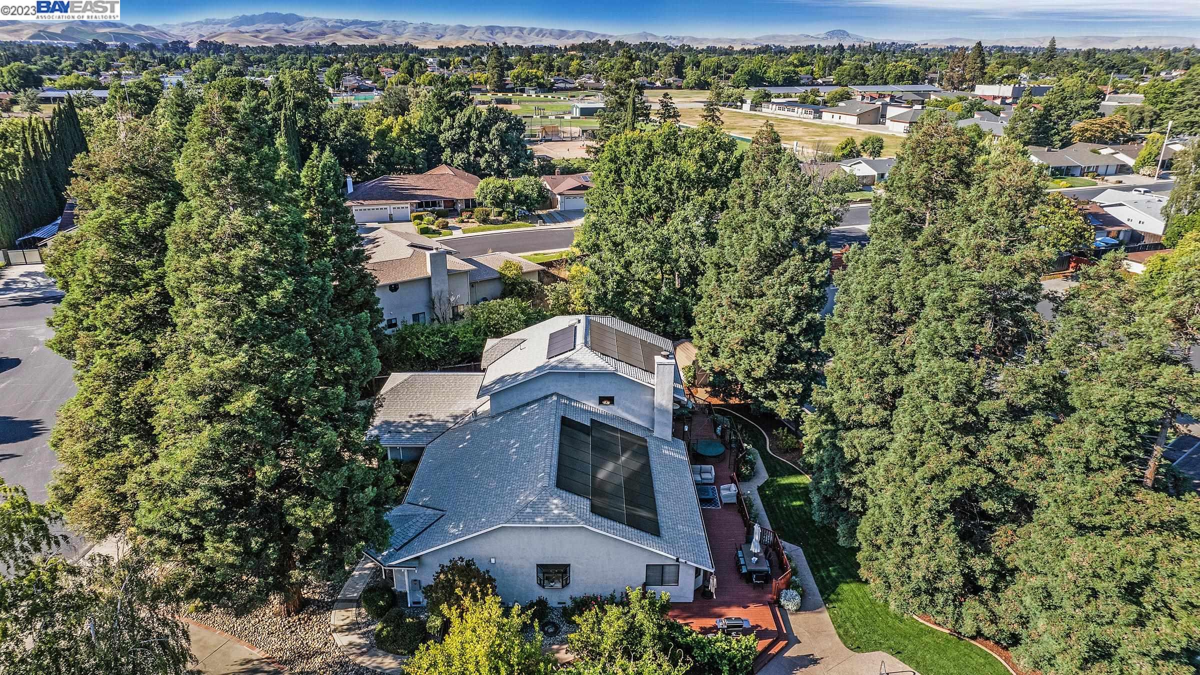 1579 Fontonett Place