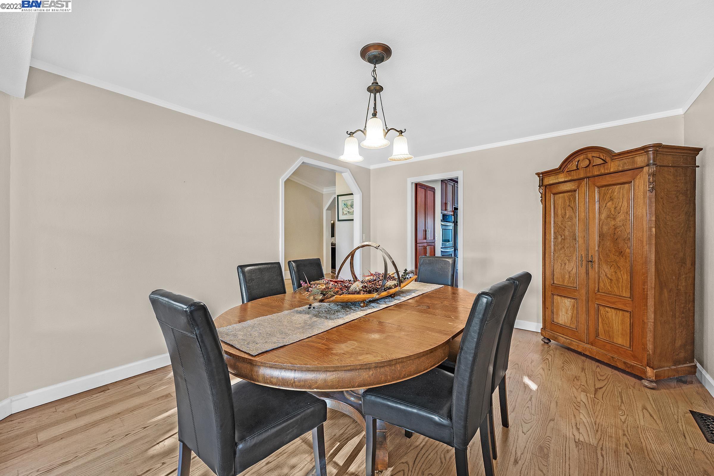 1579 Fontonett Place