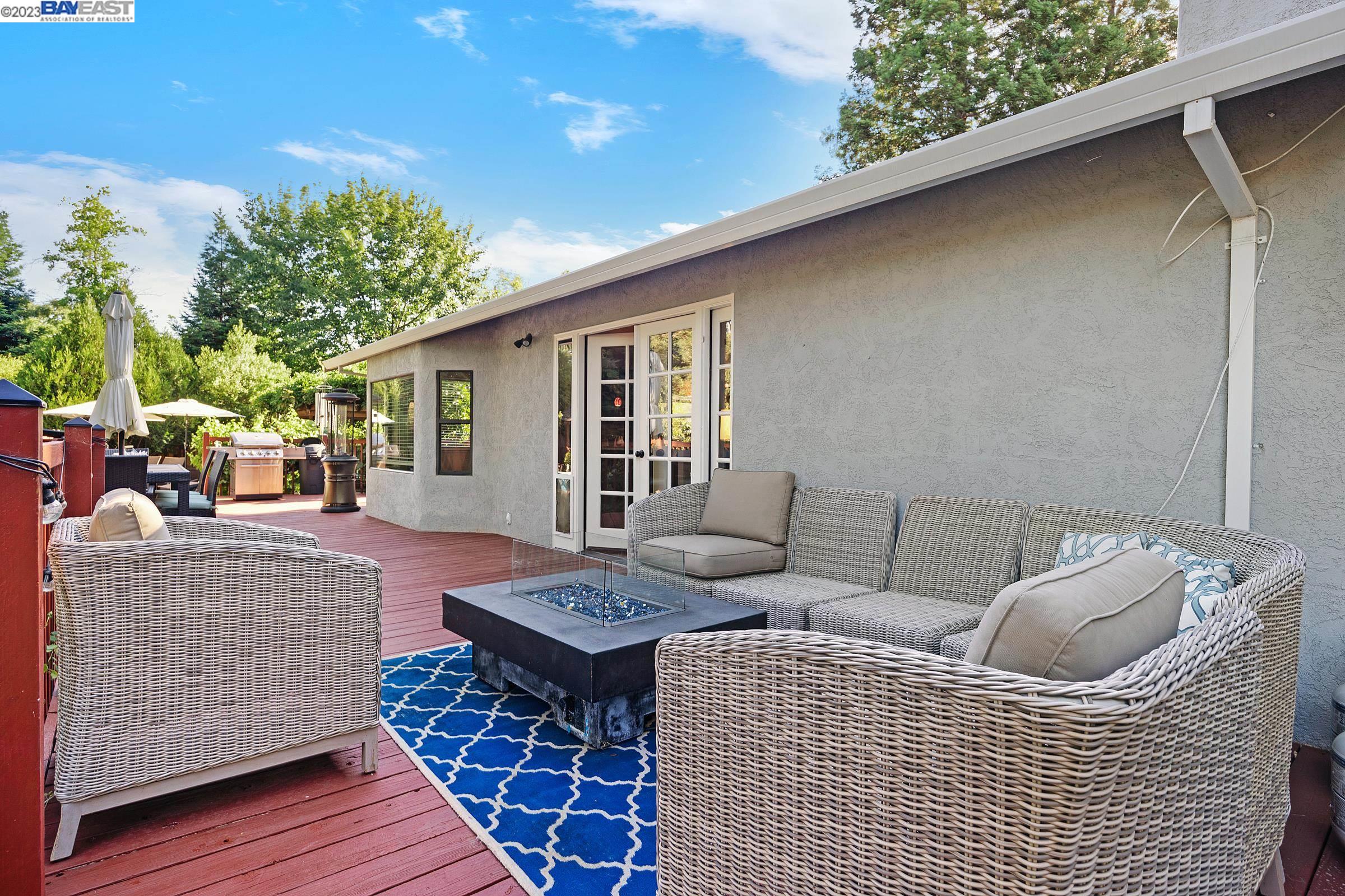 1579 Fontonett Place