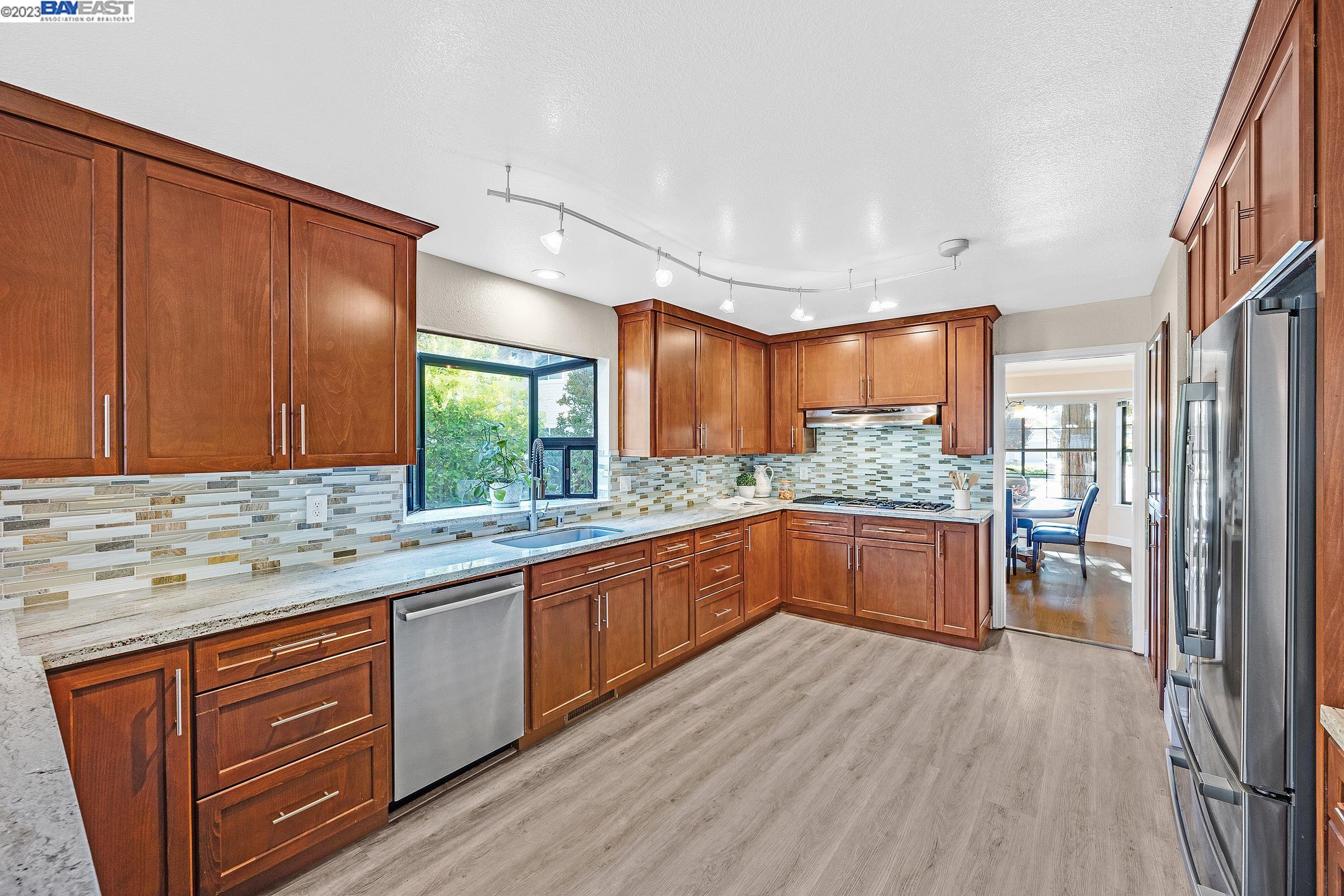 1579 Fontonett Place