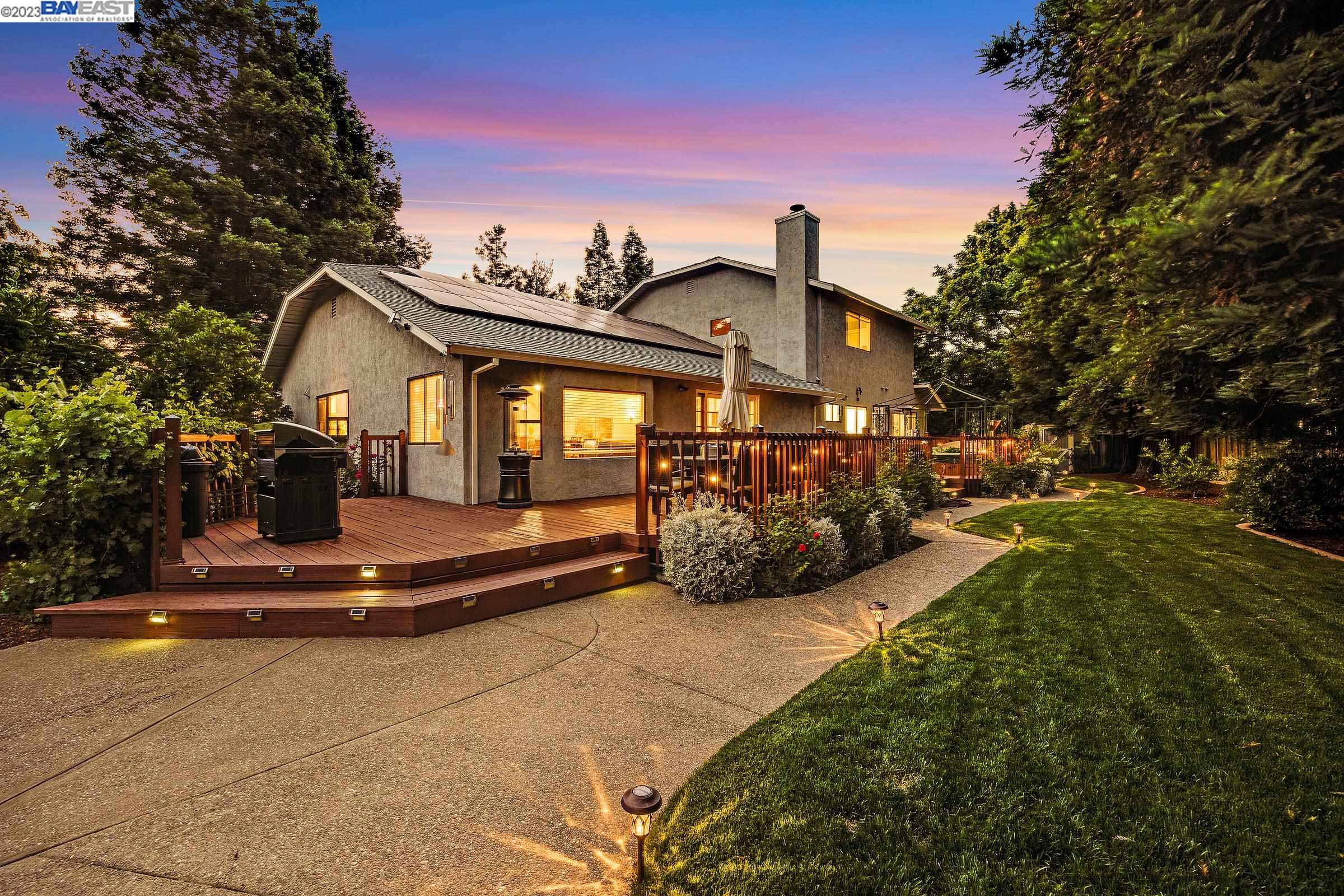 1579 Fontonett Place