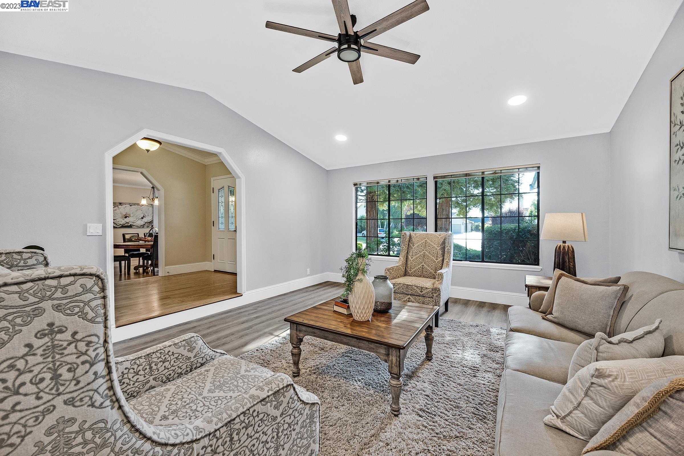 1579 Fontonett Place