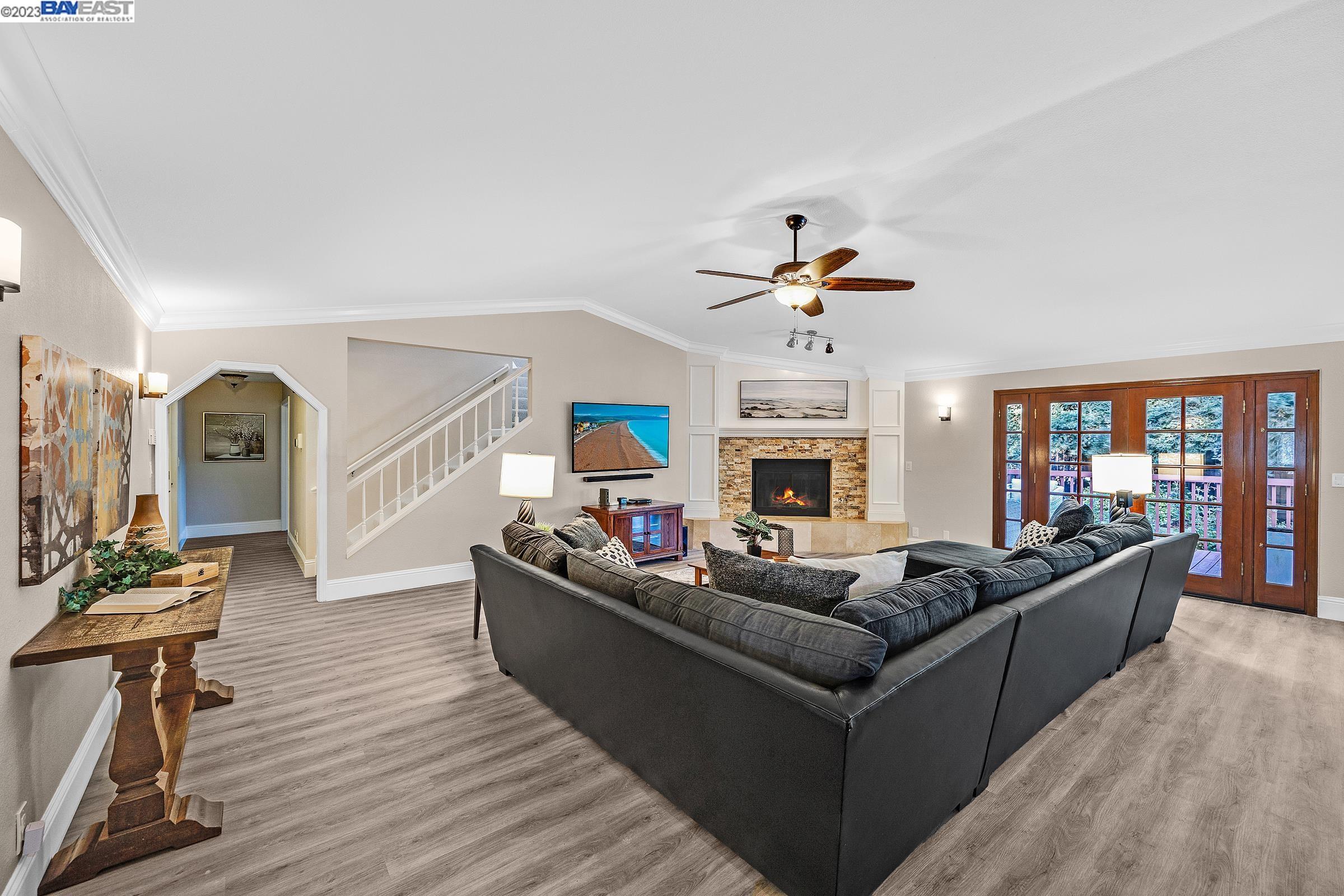 1579 Fontonett Place