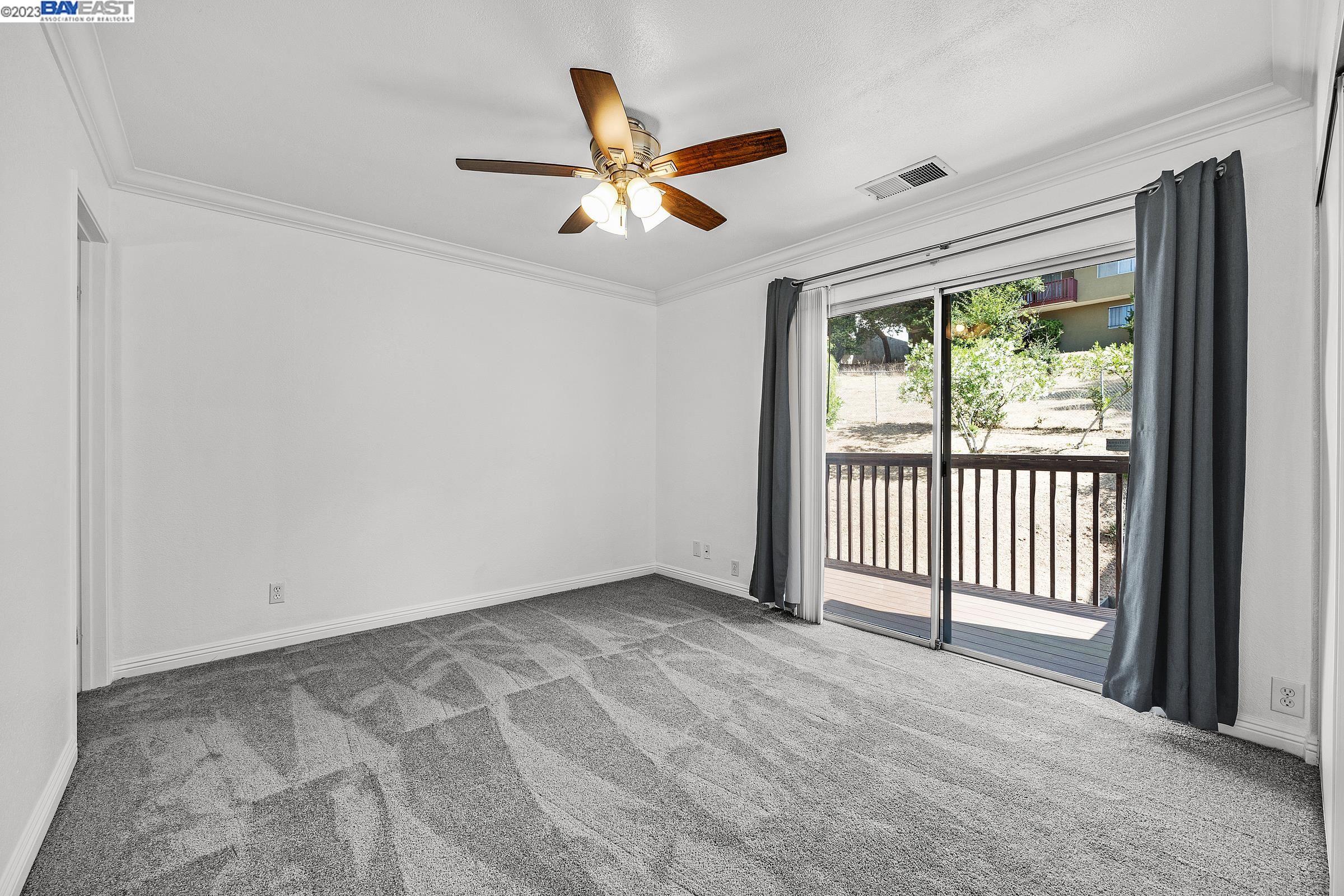 7400 Mountain Blvd # 3A