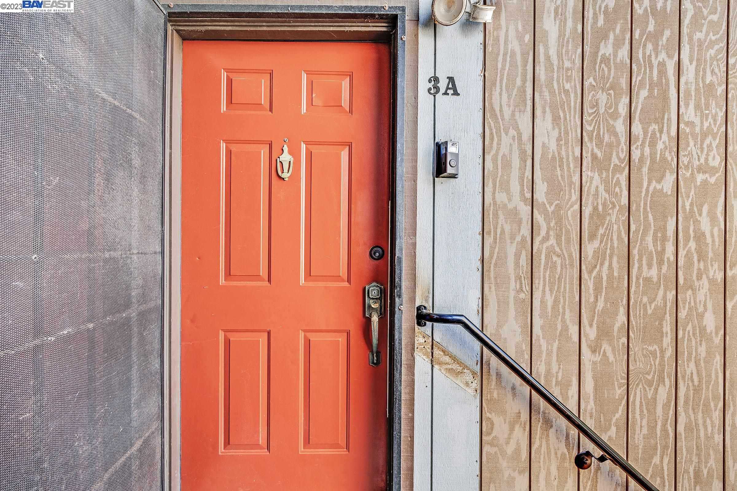 7400 Mountain Blvd # 3A