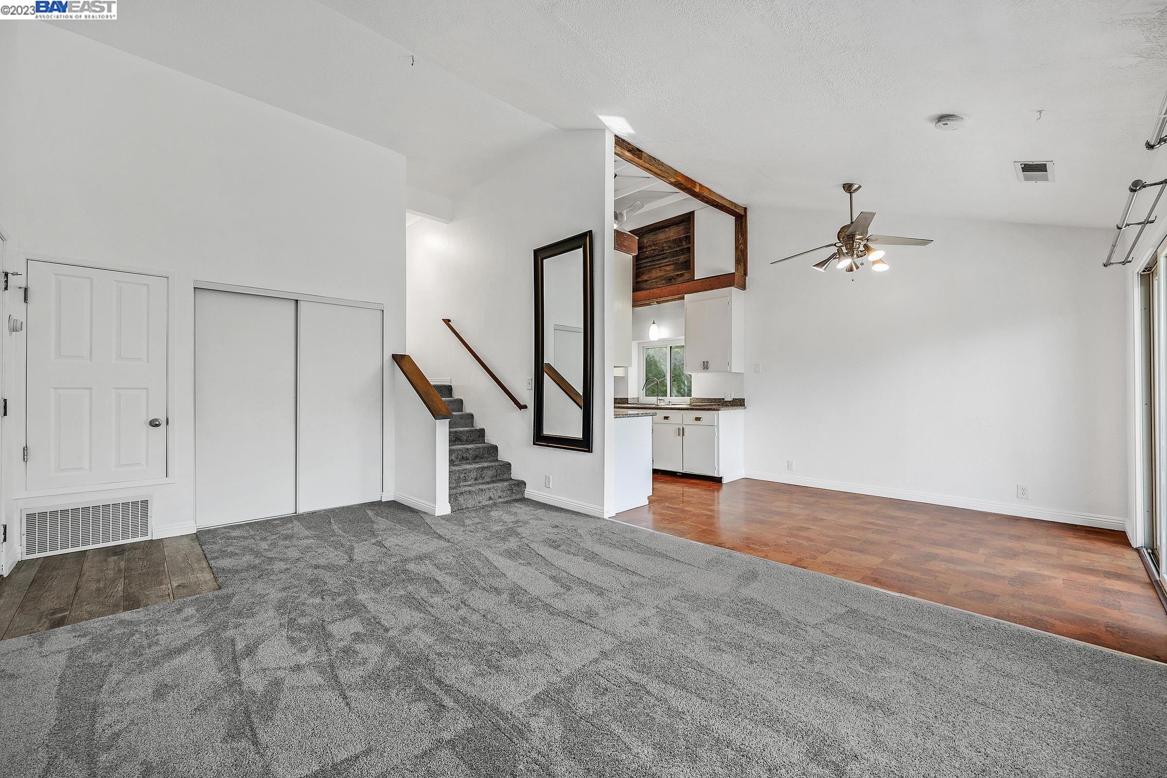 7400 Mountain Blvd # 3A