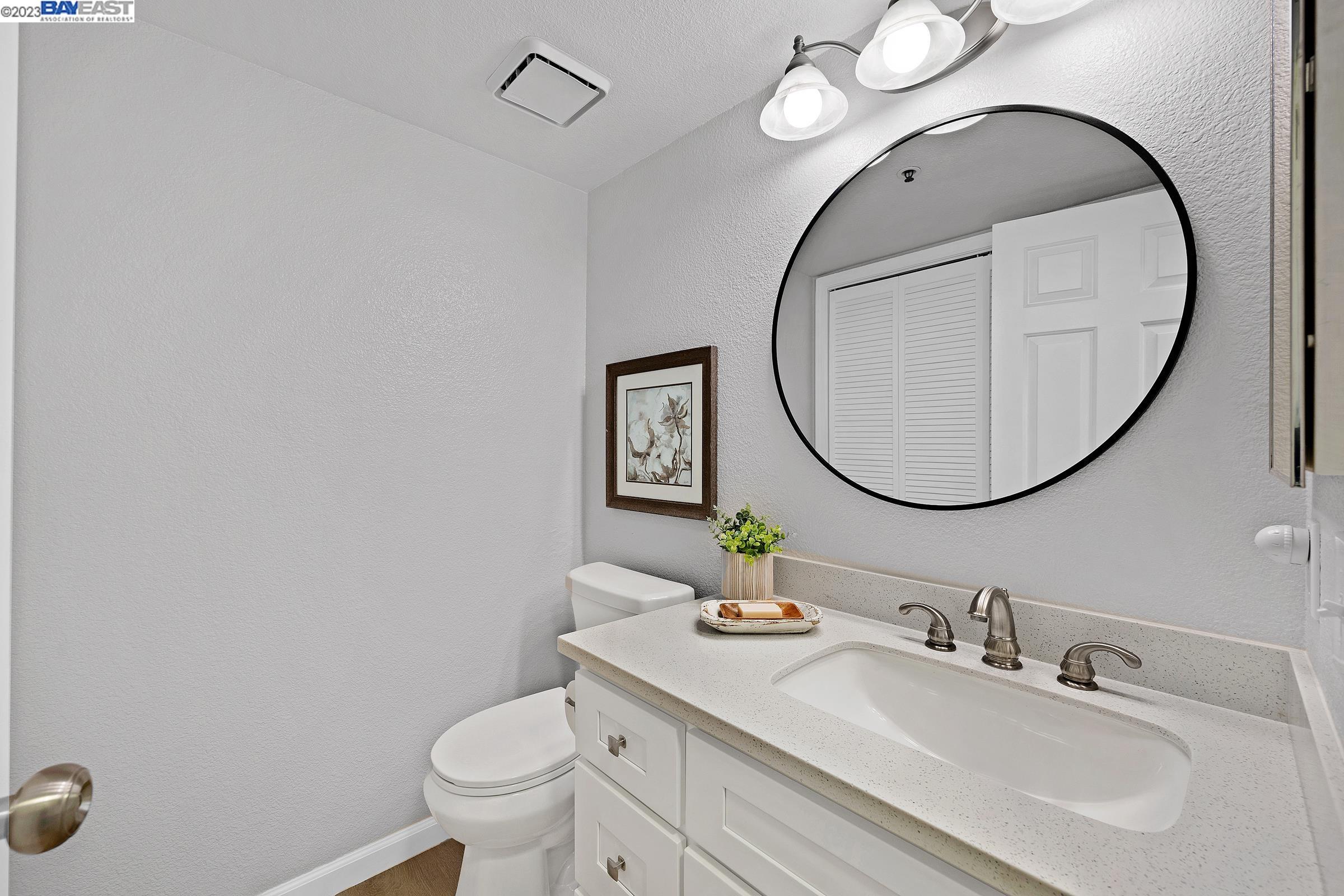 343 Charlotte Common