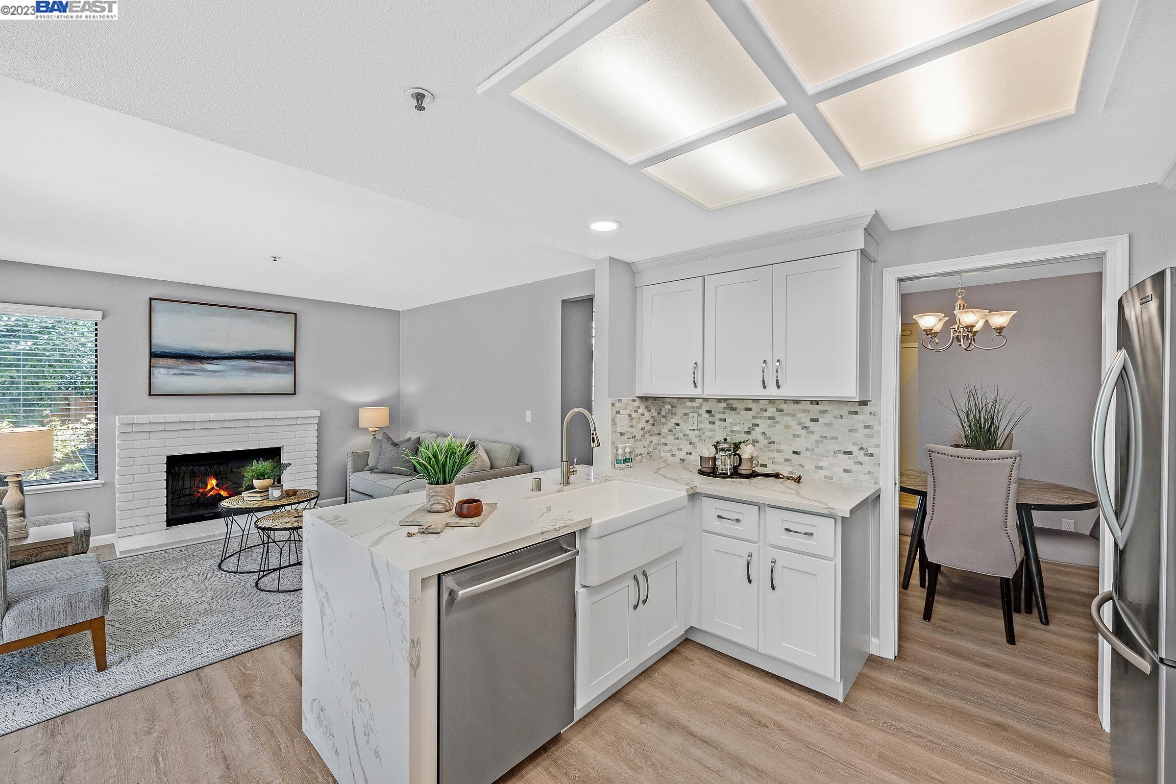 343 Charlotte Common