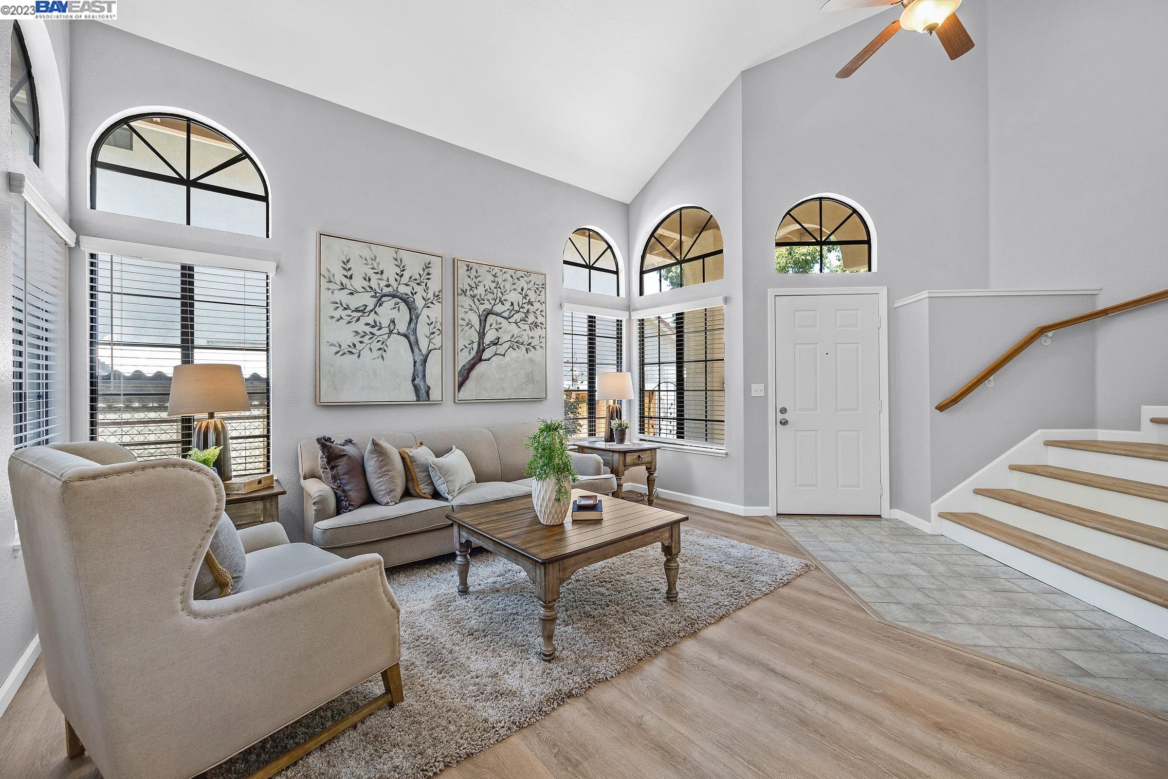 343 Charlotte Common