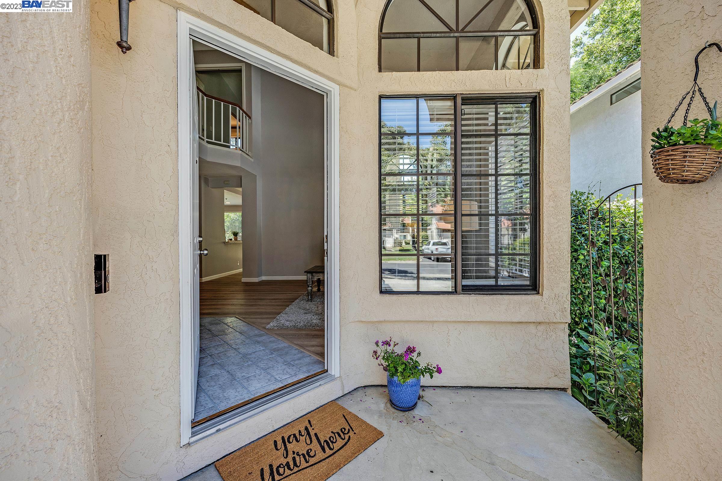 343 Charlotte Common