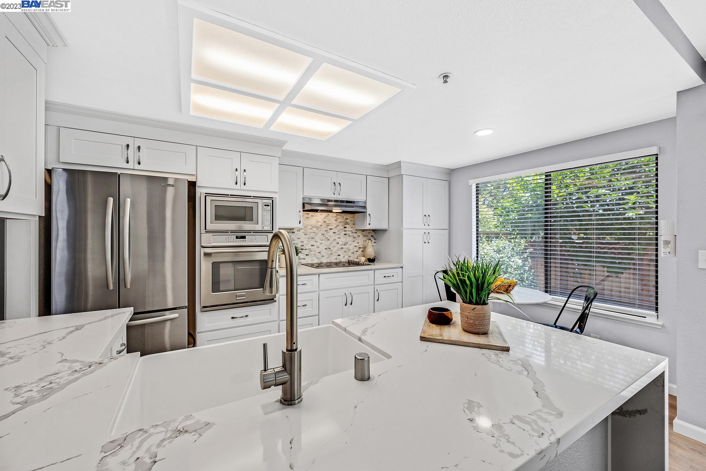 343 Charlotte Common