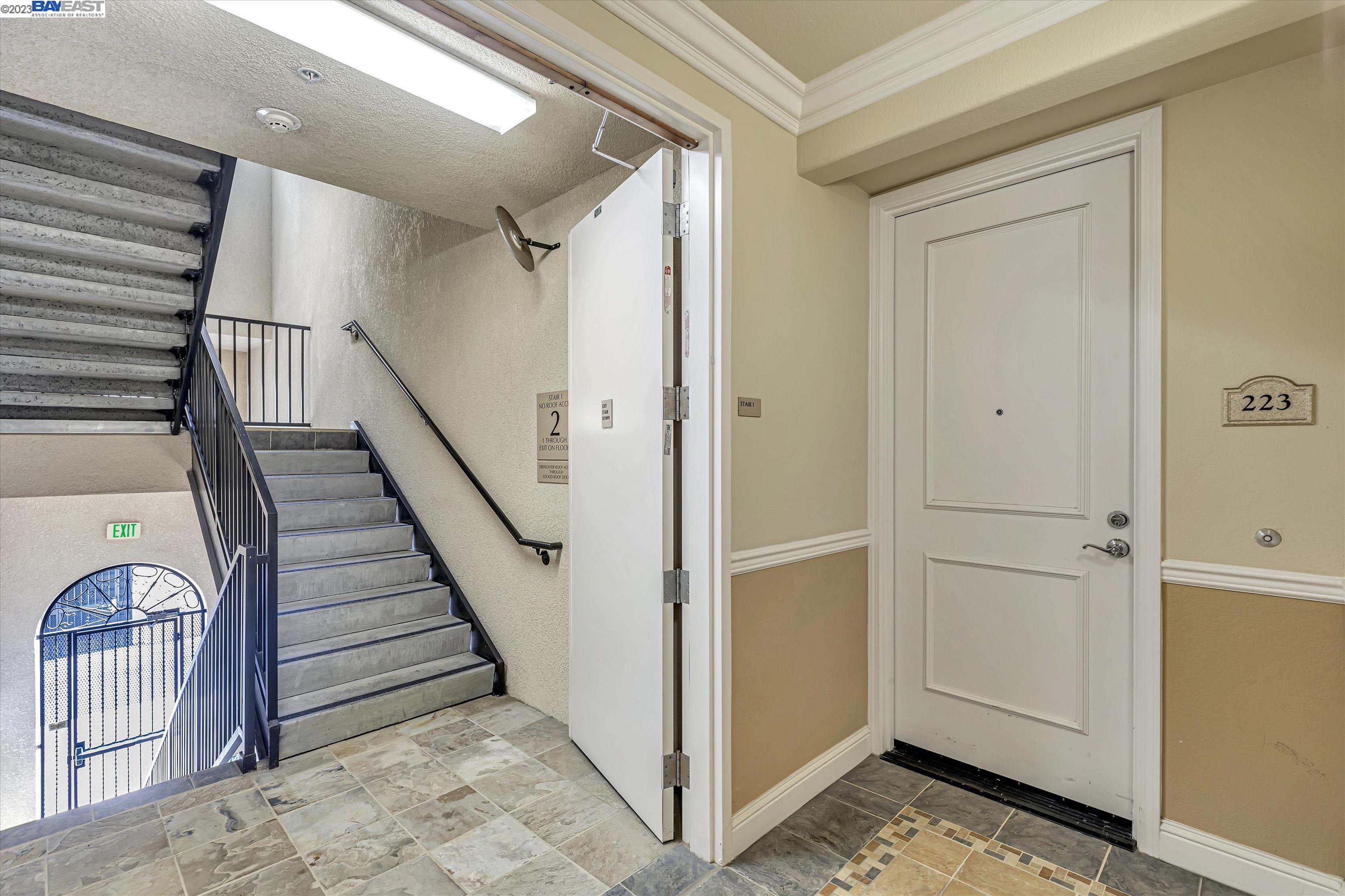 3290 Maguire Way # 223