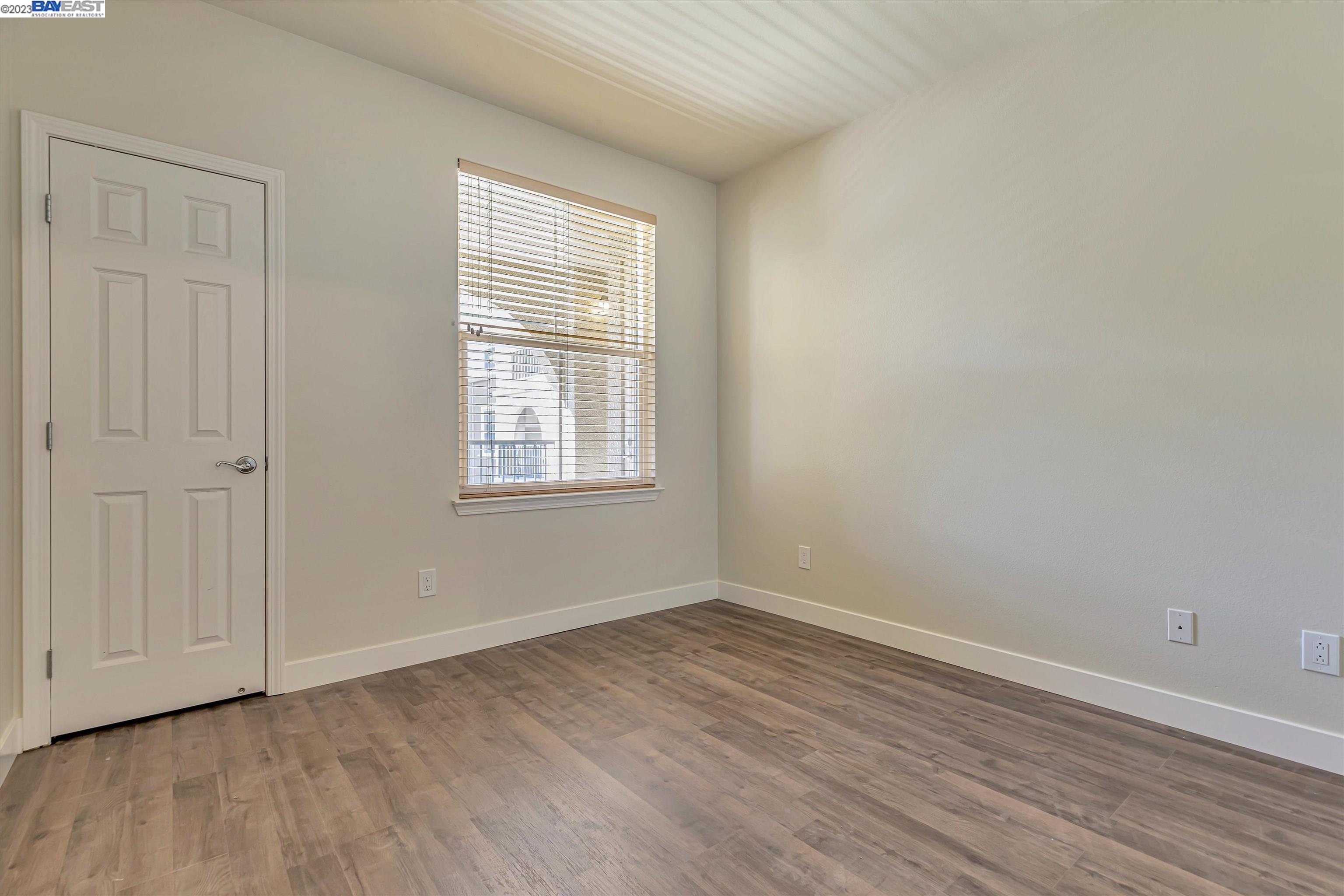 3290 Maguire Way # 223