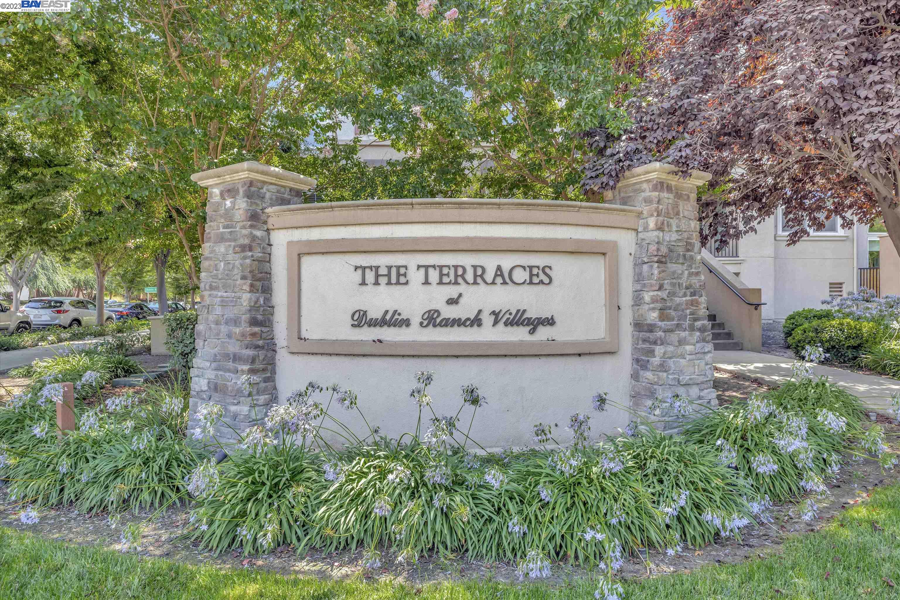 3290 Maguire Way # 223