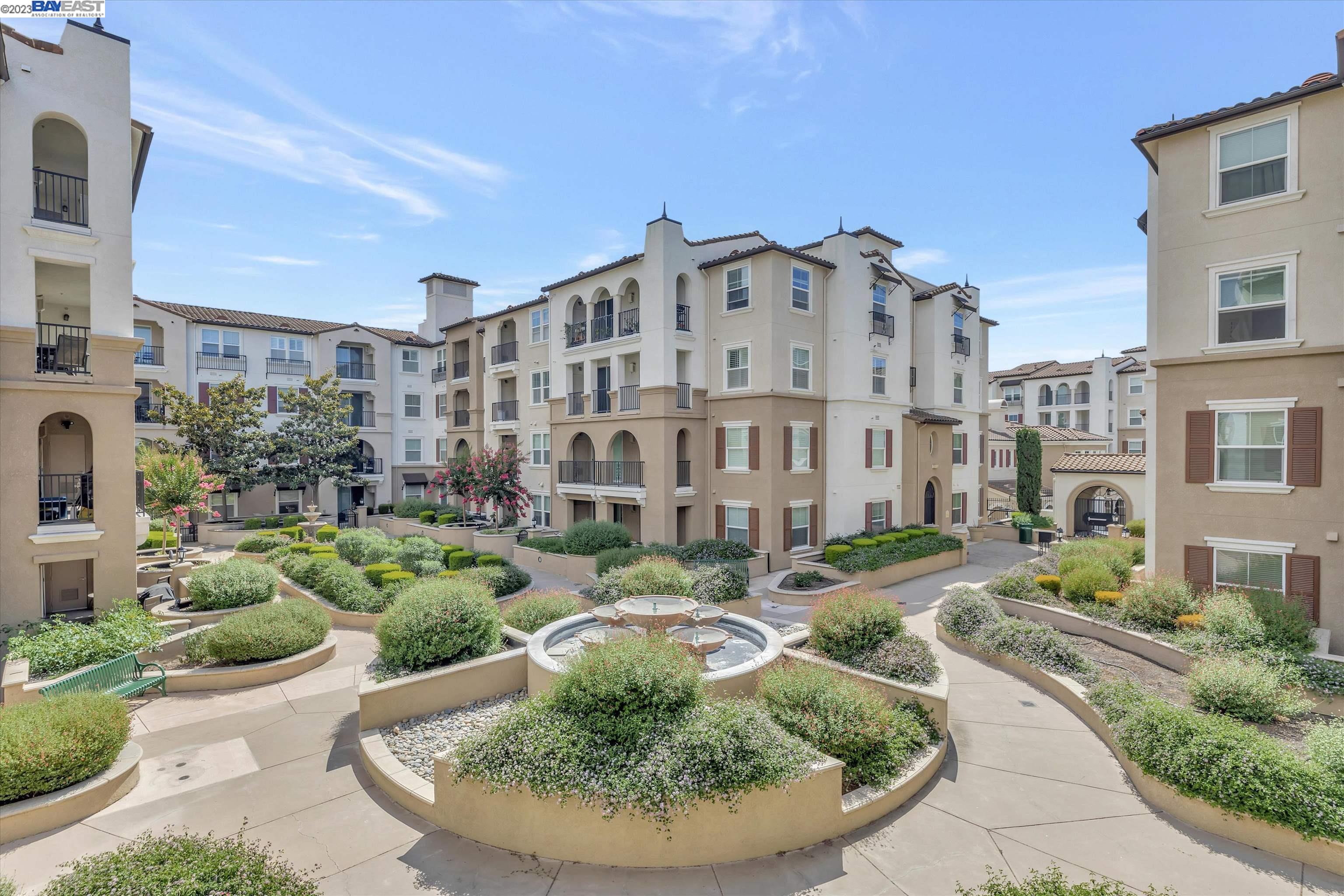 3290 Maguire Way # 223