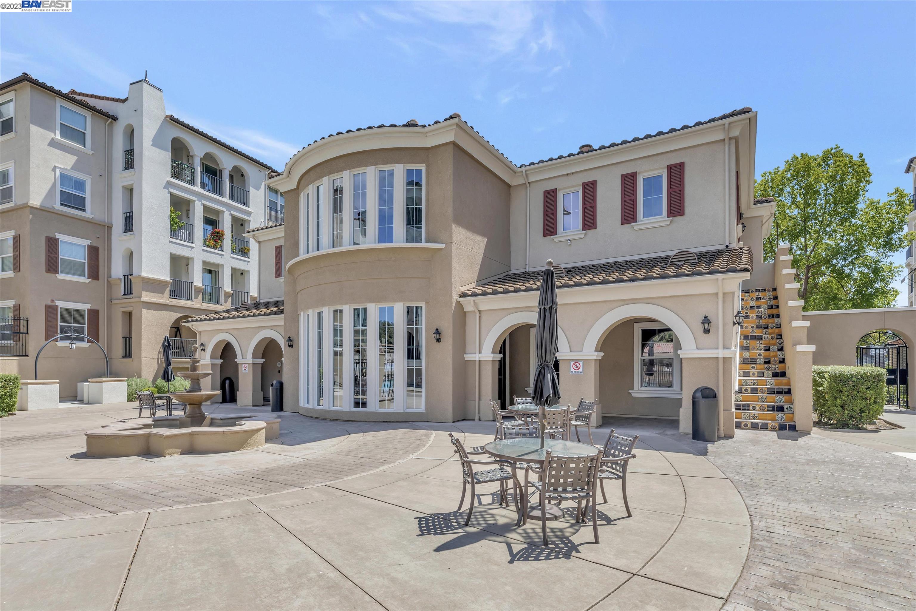 3290 Maguire Way # 223