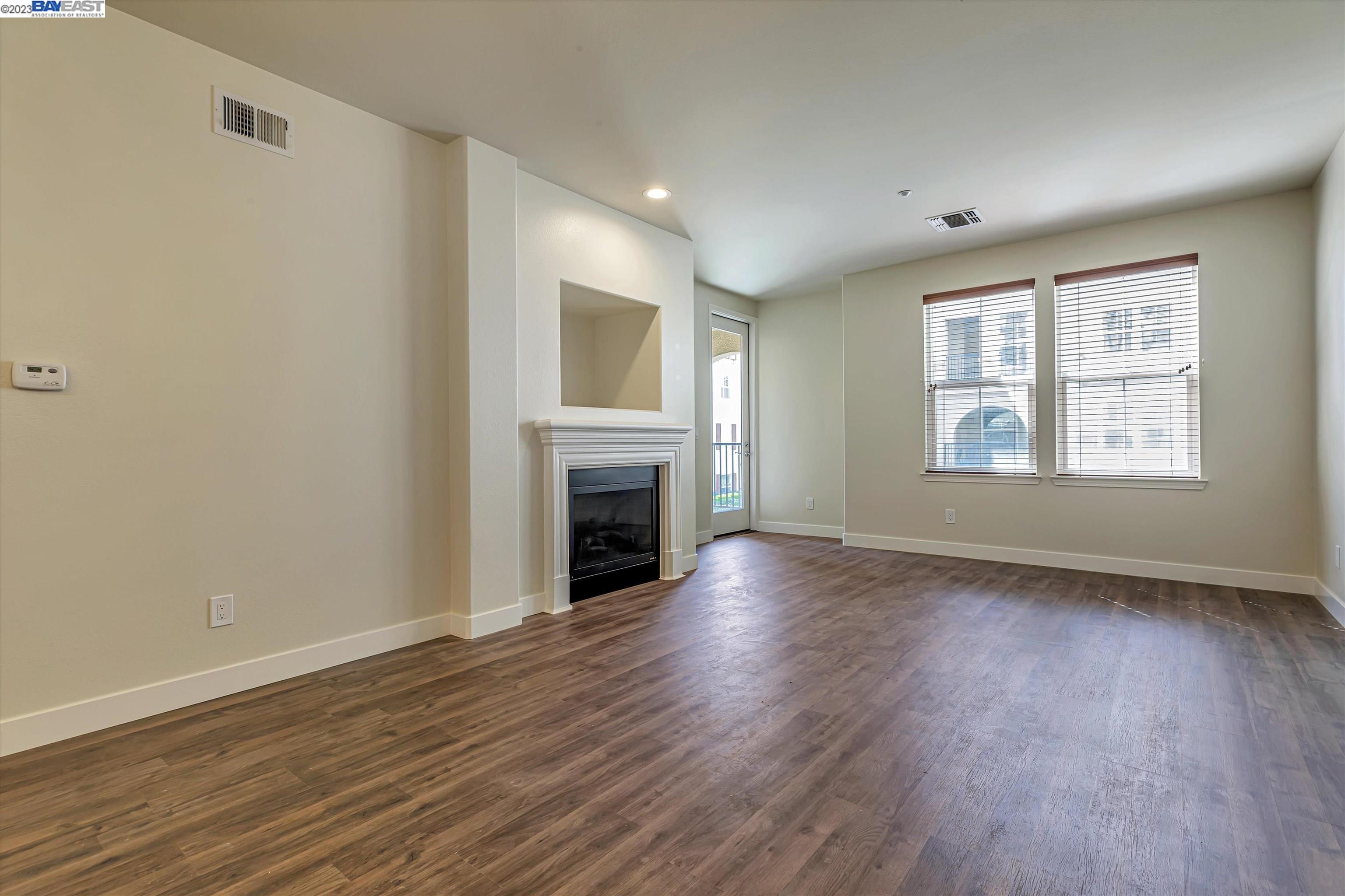 3290 Maguire Way # 223