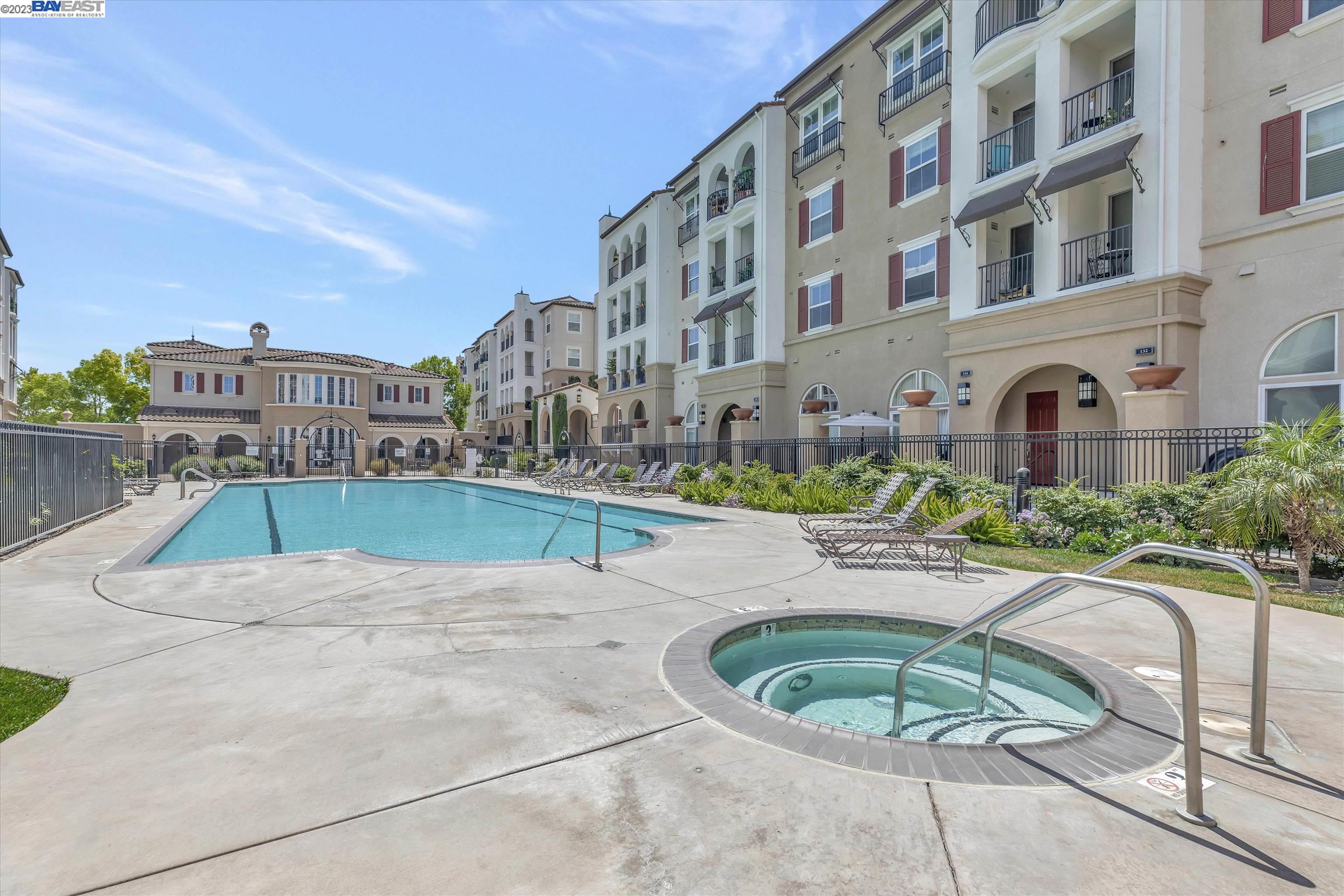 3290 Maguire Way # 223