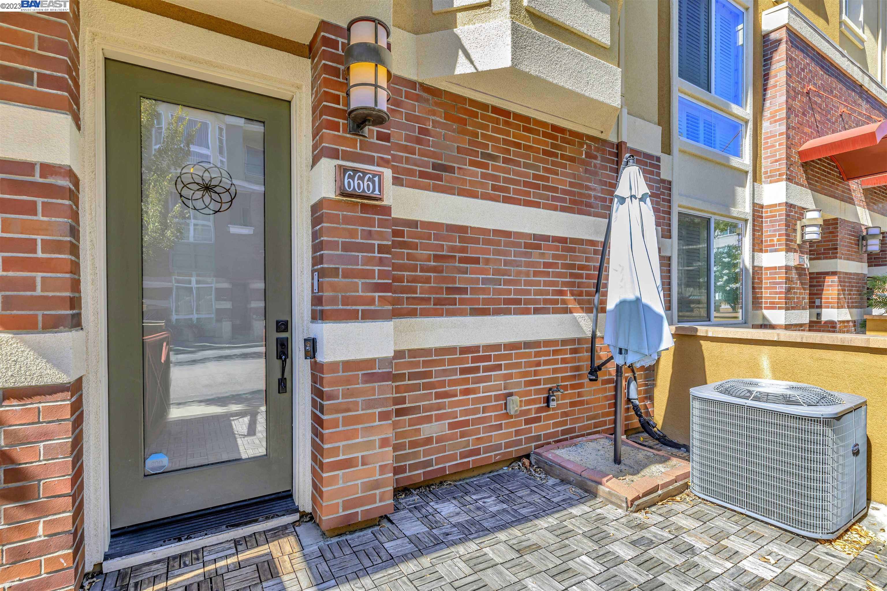 6661 Tralee Village Dr