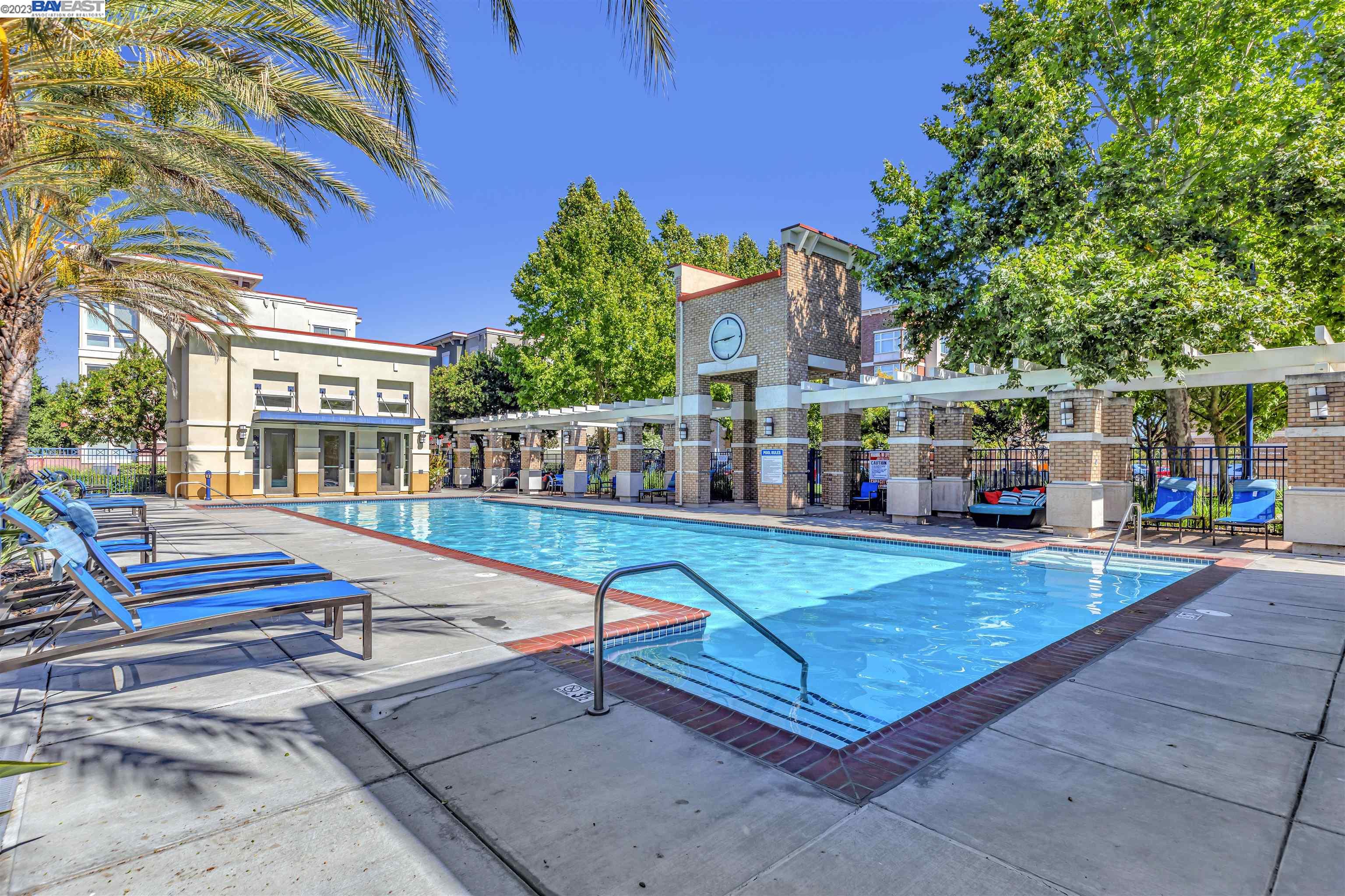 6661 Tralee Village Dr