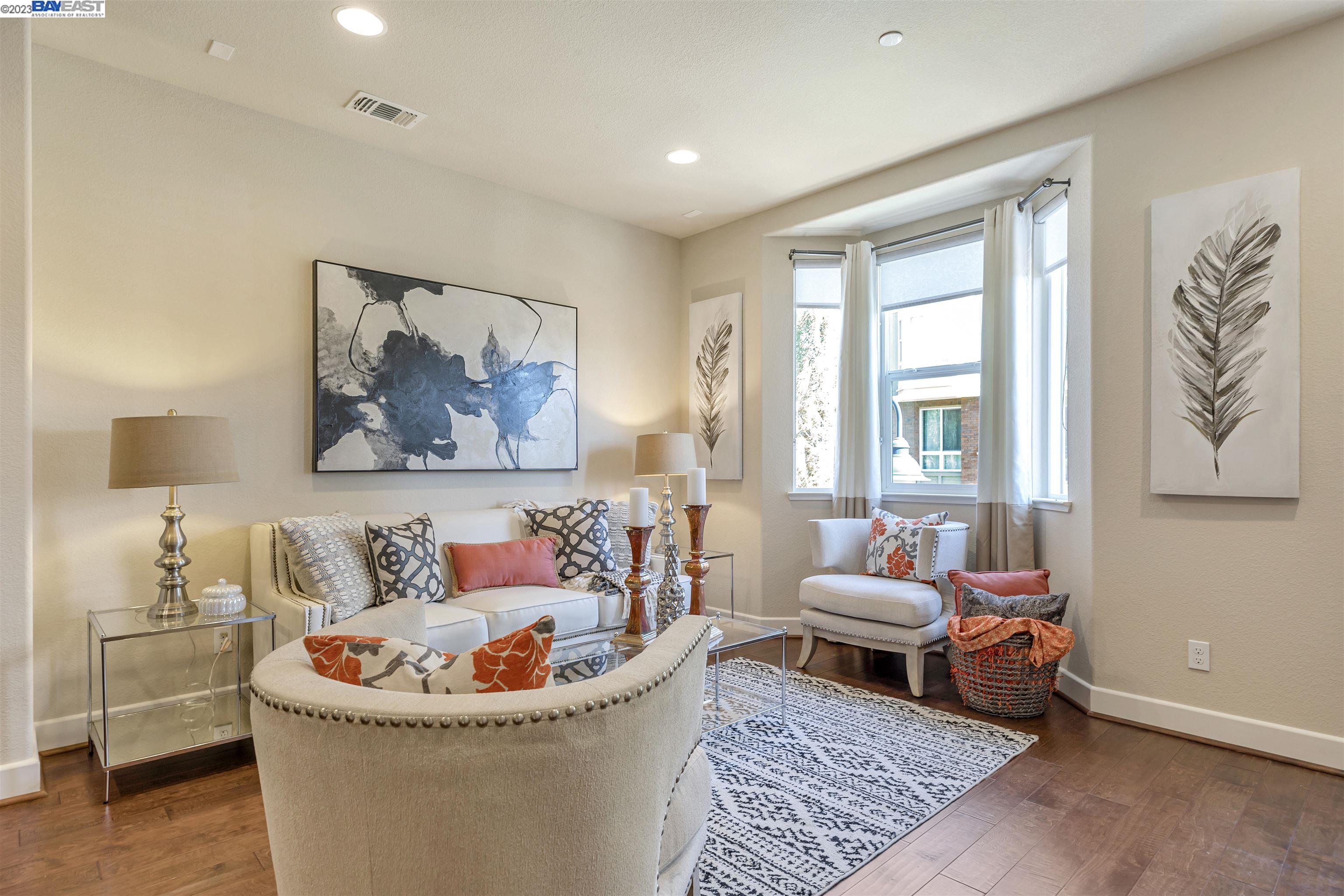 6661 Tralee Village Dr