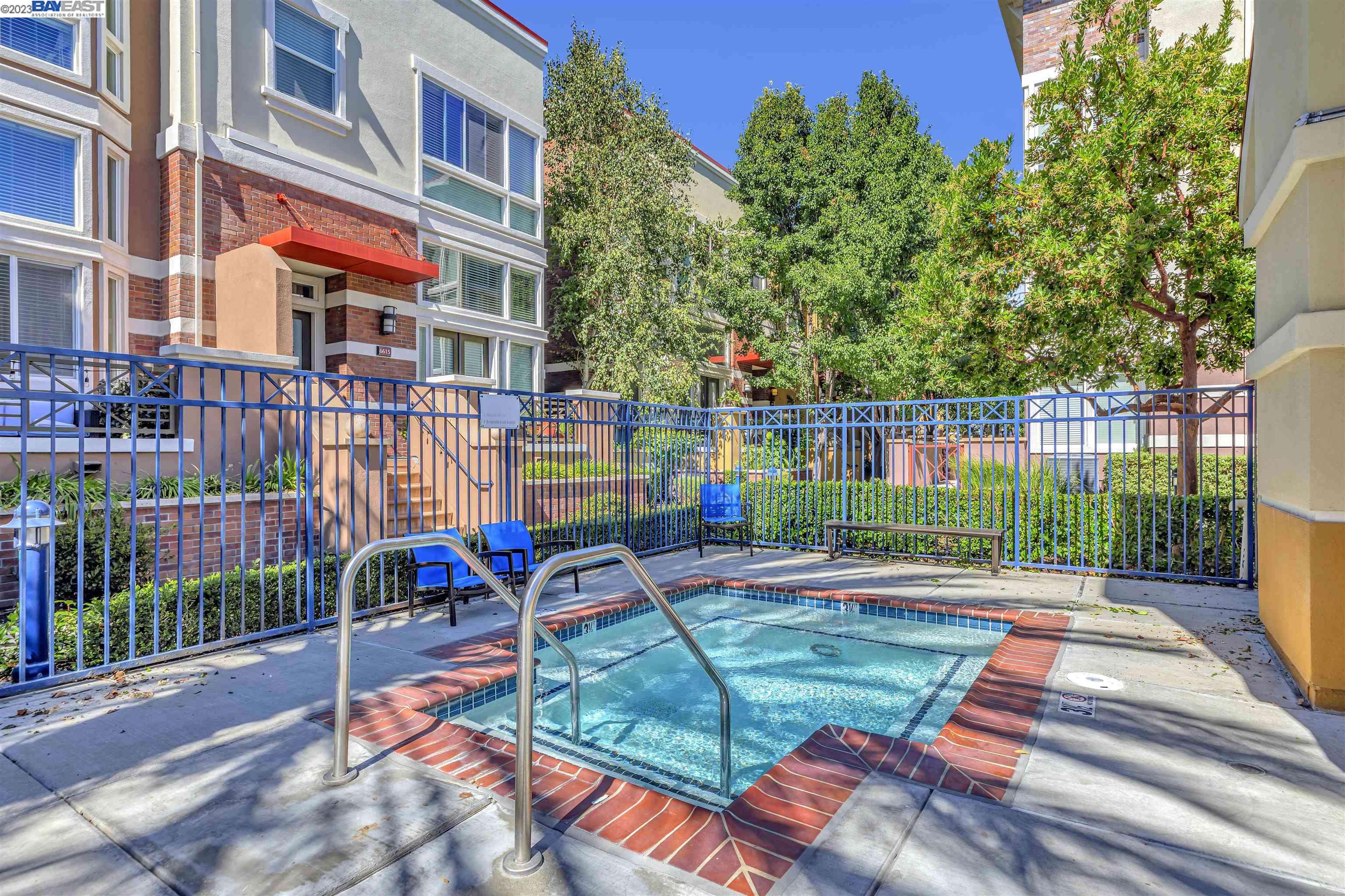 6661 Tralee Village Dr