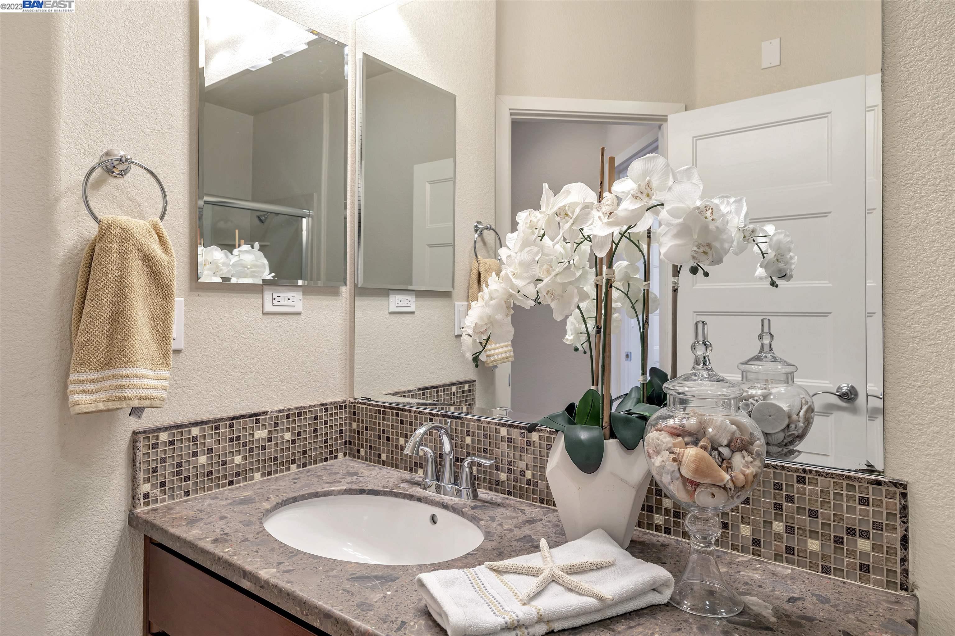 6661 Tralee Village Dr