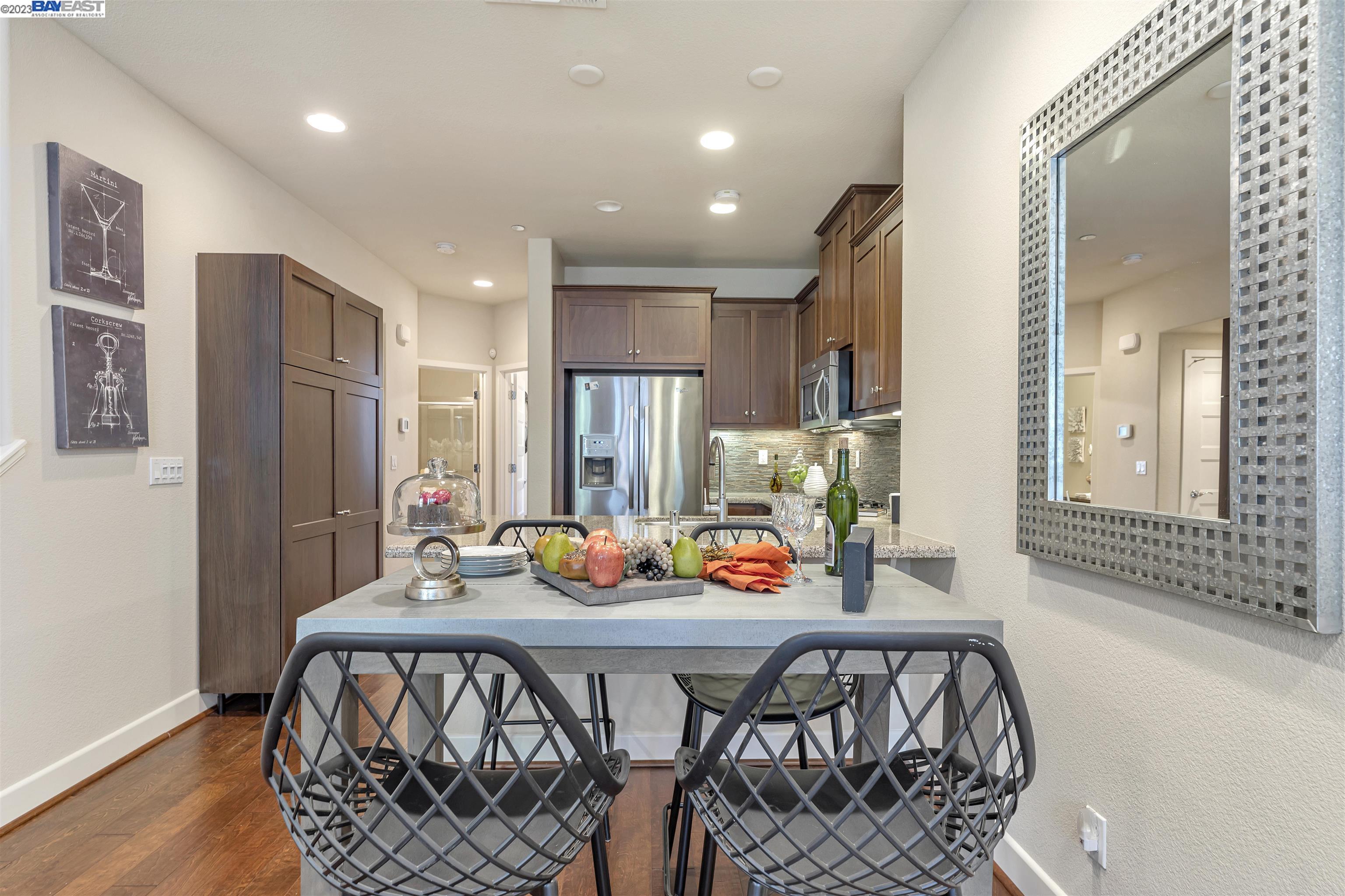 6661 Tralee Village Dr