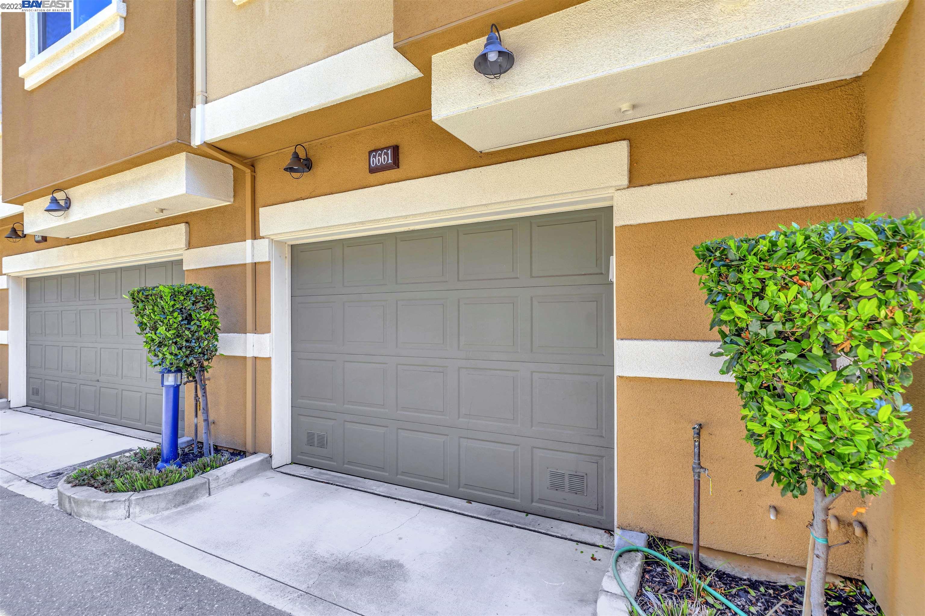 6661 Tralee Village Dr