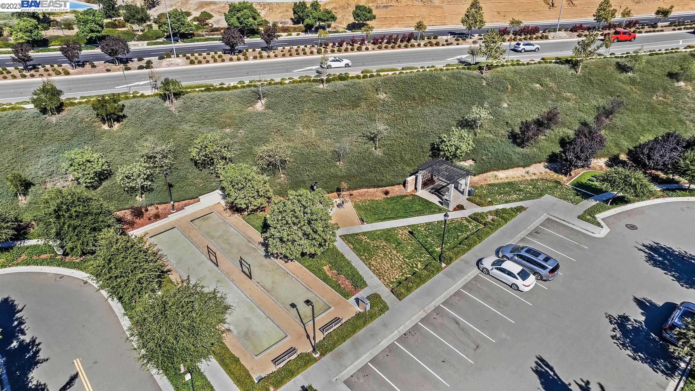 689 Sandalwood Drive # 1