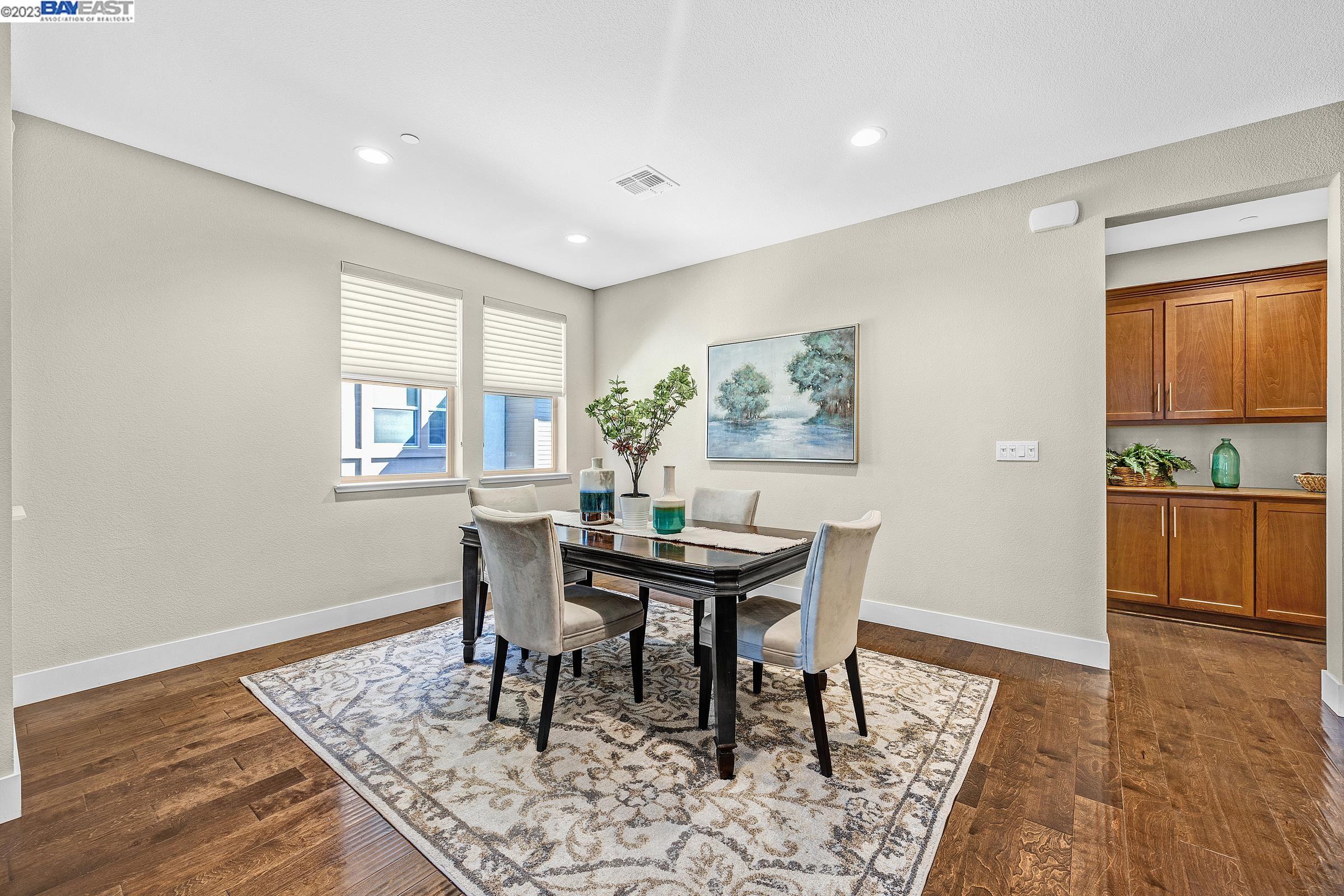 689 Sandalwood Drive # 1