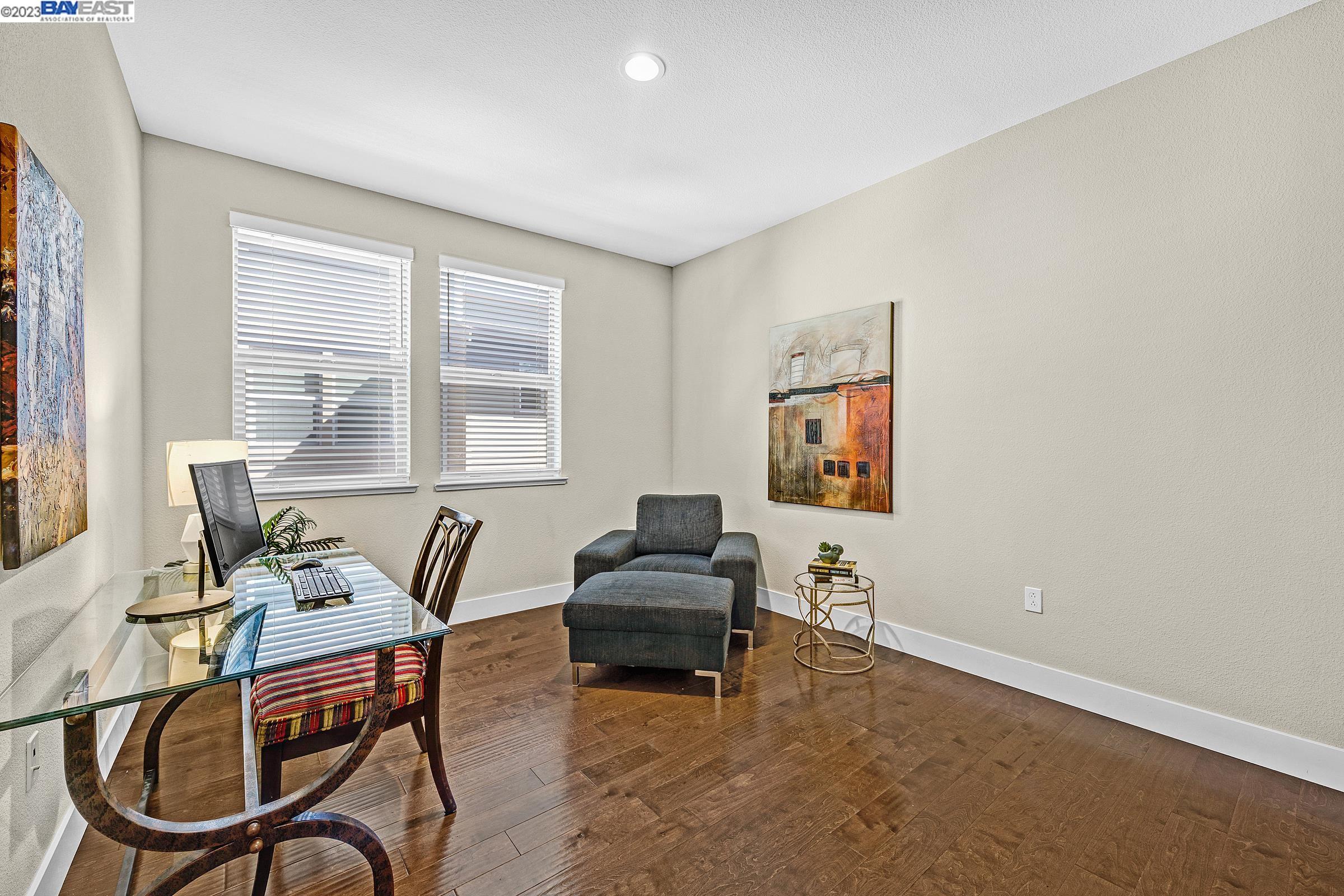 689 Sandalwood Drive # 1