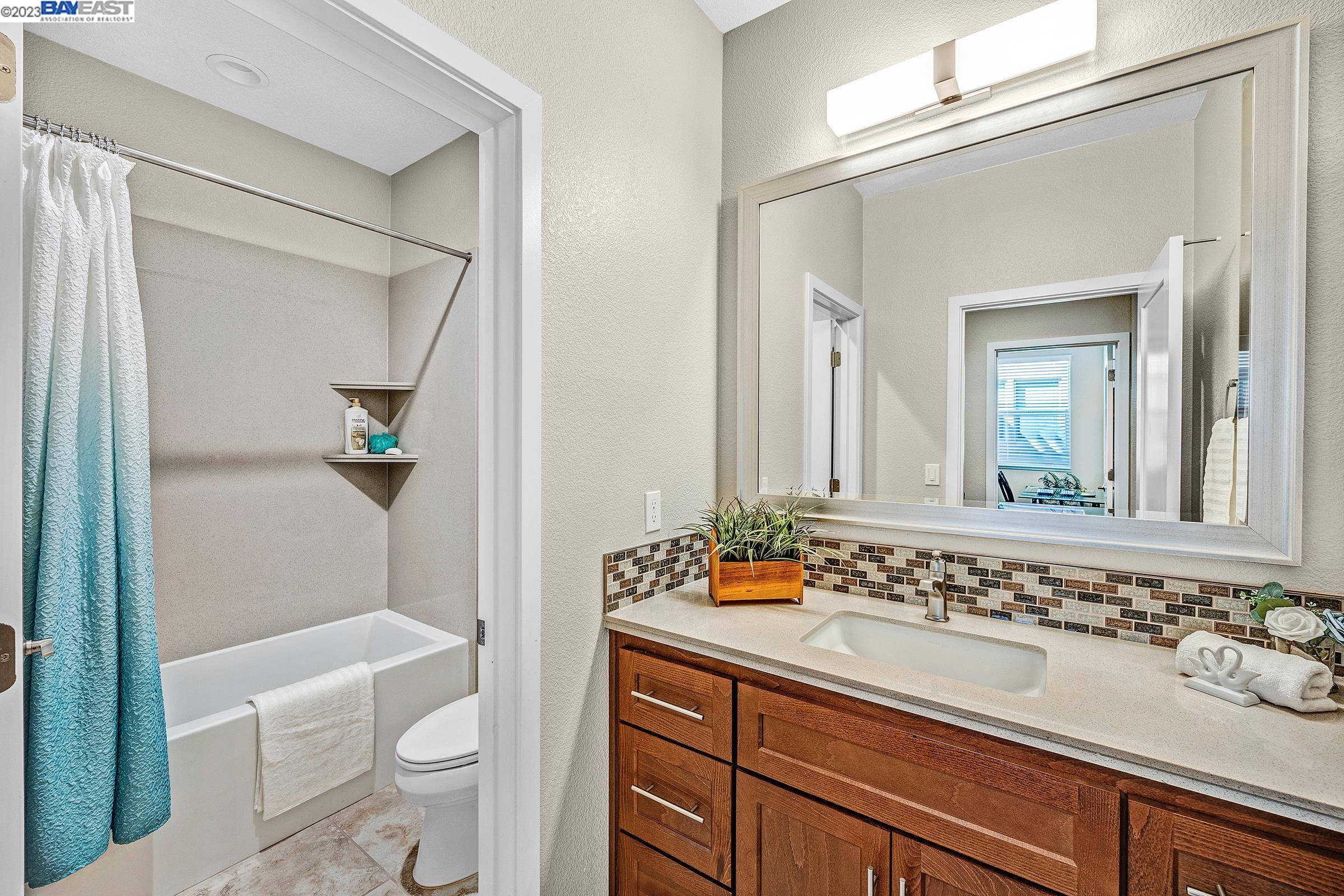 689 Sandalwood Drive # 1