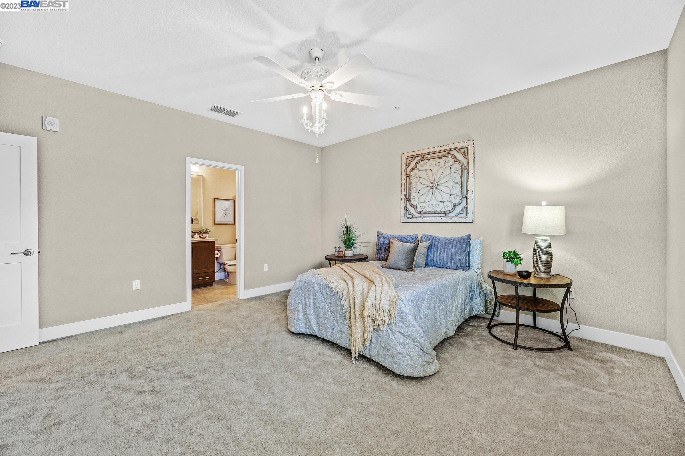 689 Sandalwood Drive # 1