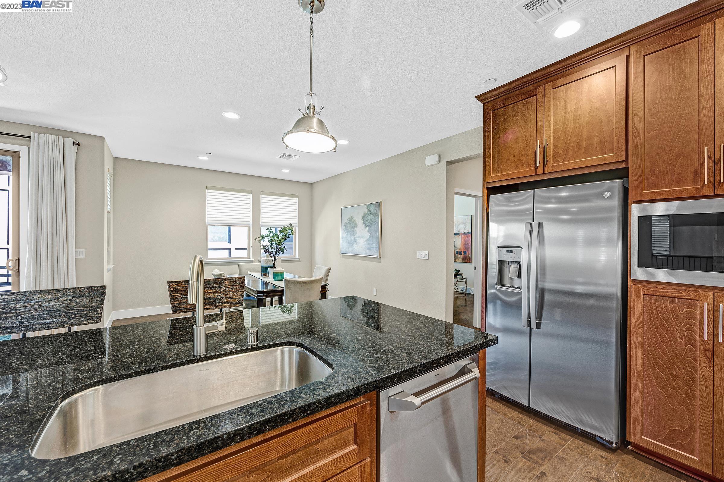 689 Sandalwood Drive # 1