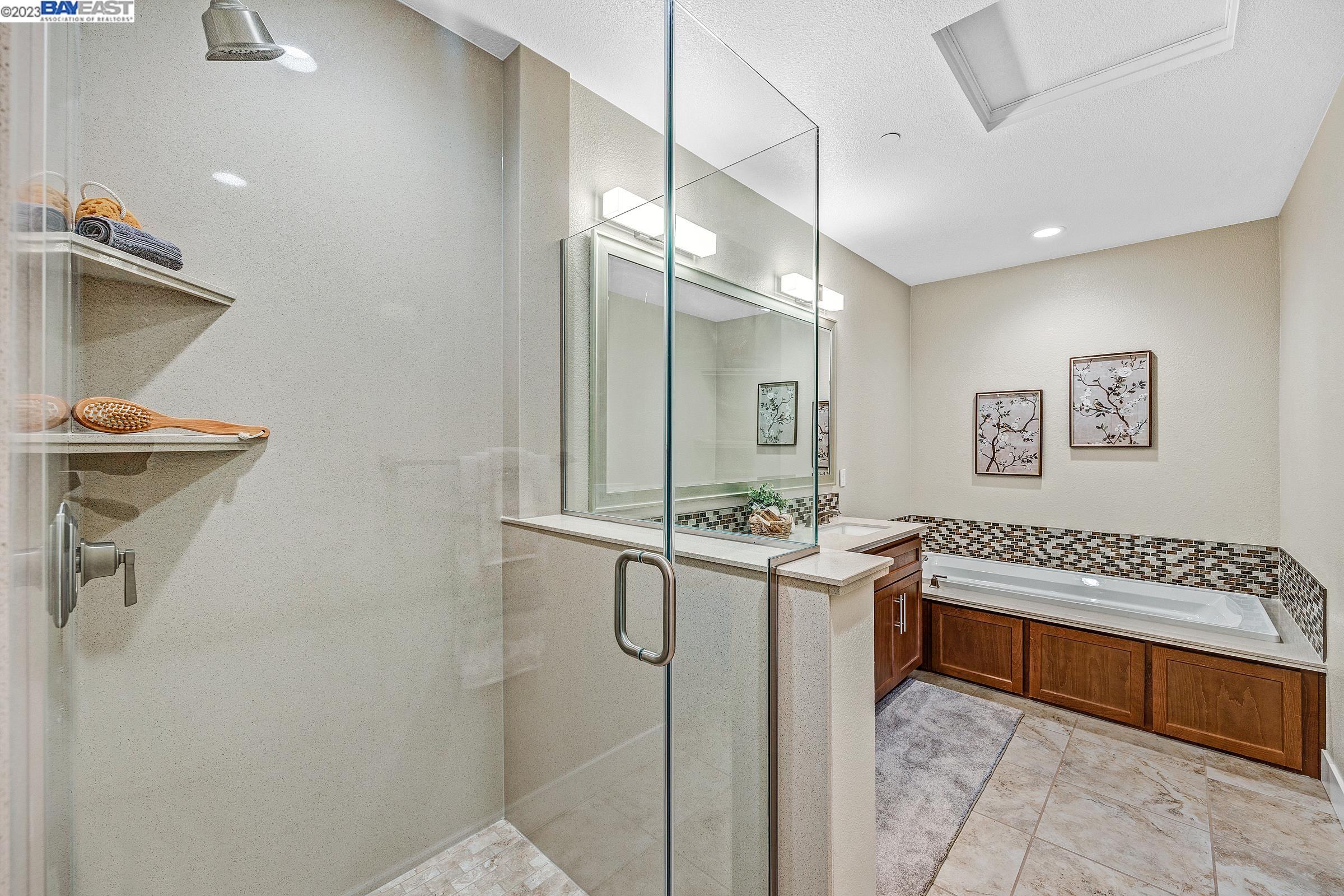 689 Sandalwood Drive # 1