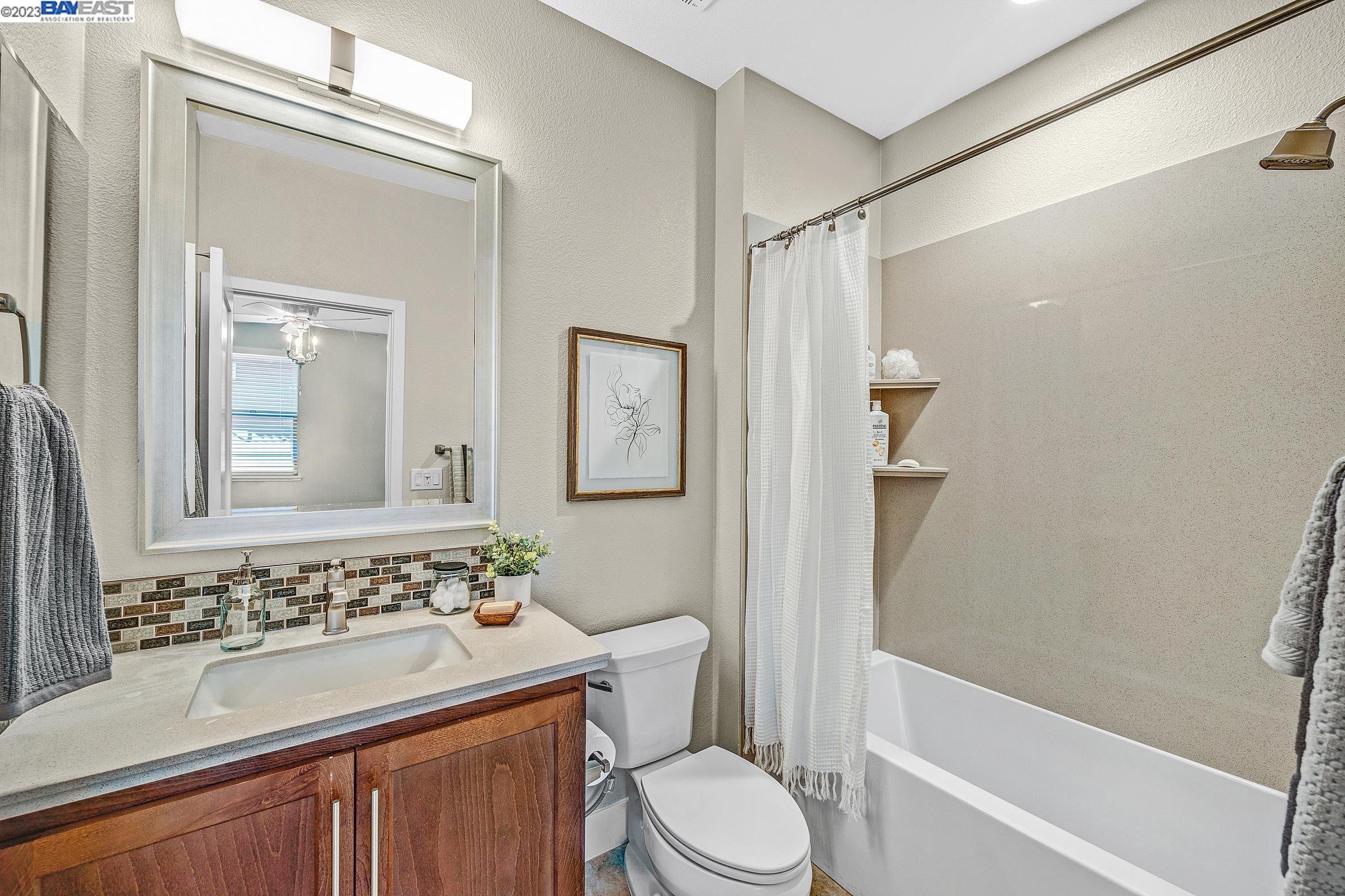 689 Sandalwood Drive # 1