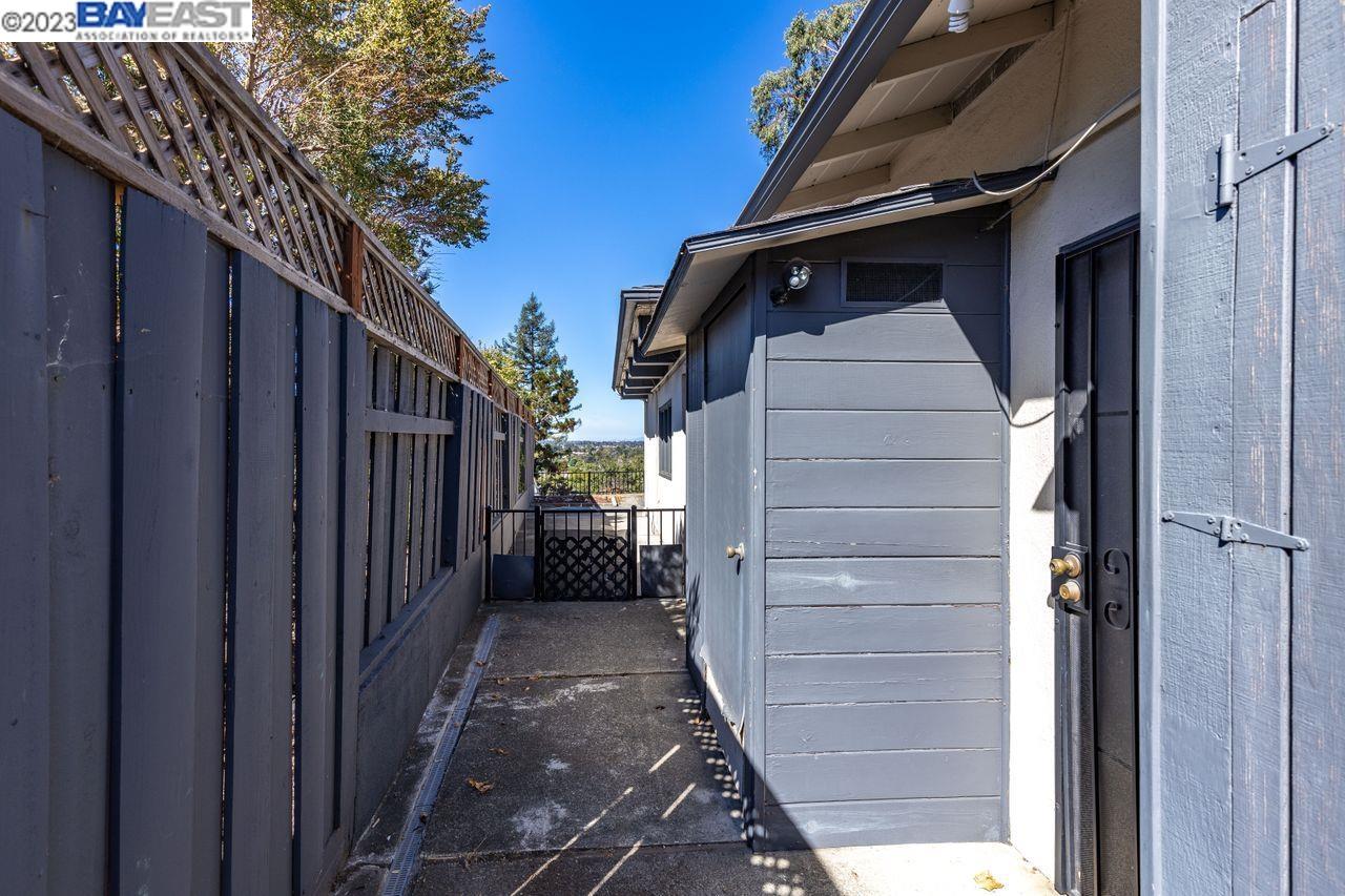 31621 Chicoine Avenue