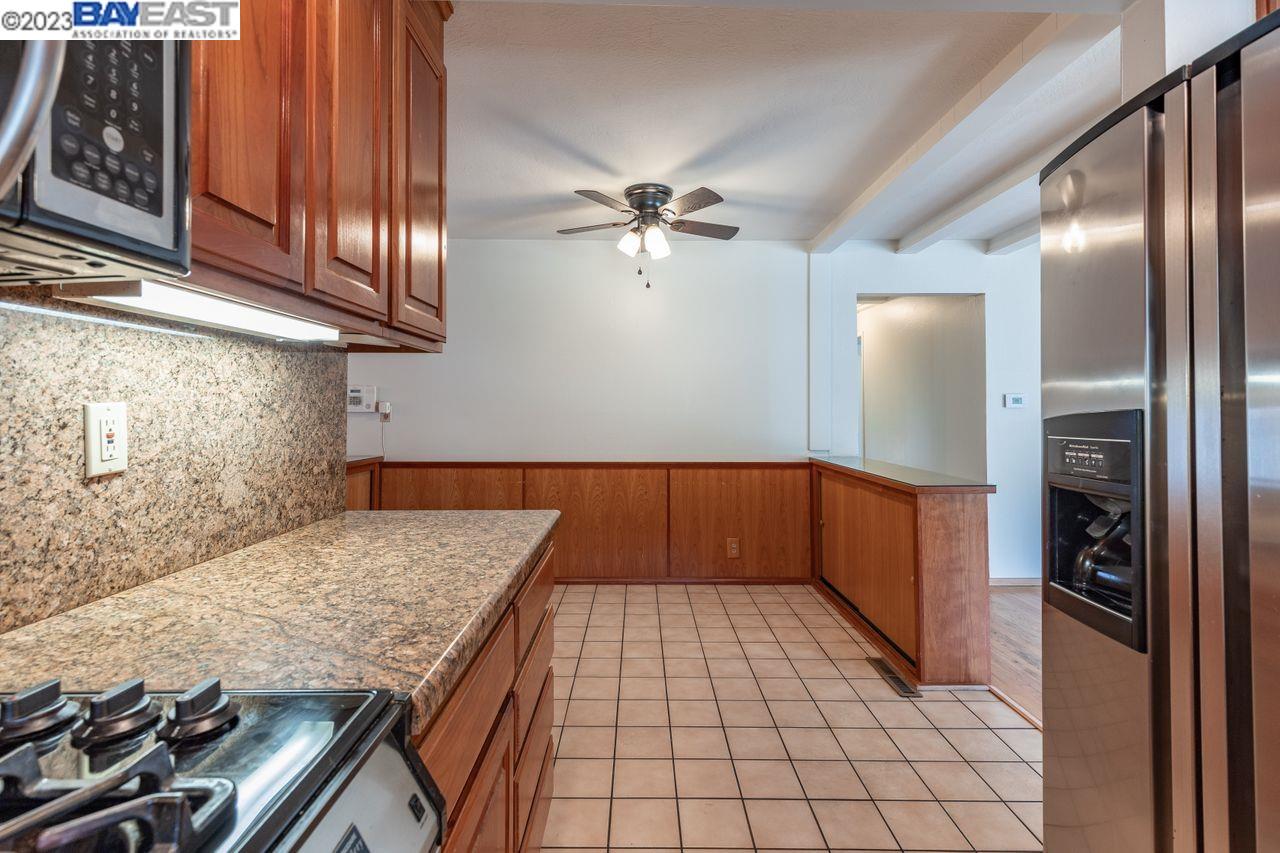 31621 Chicoine Avenue