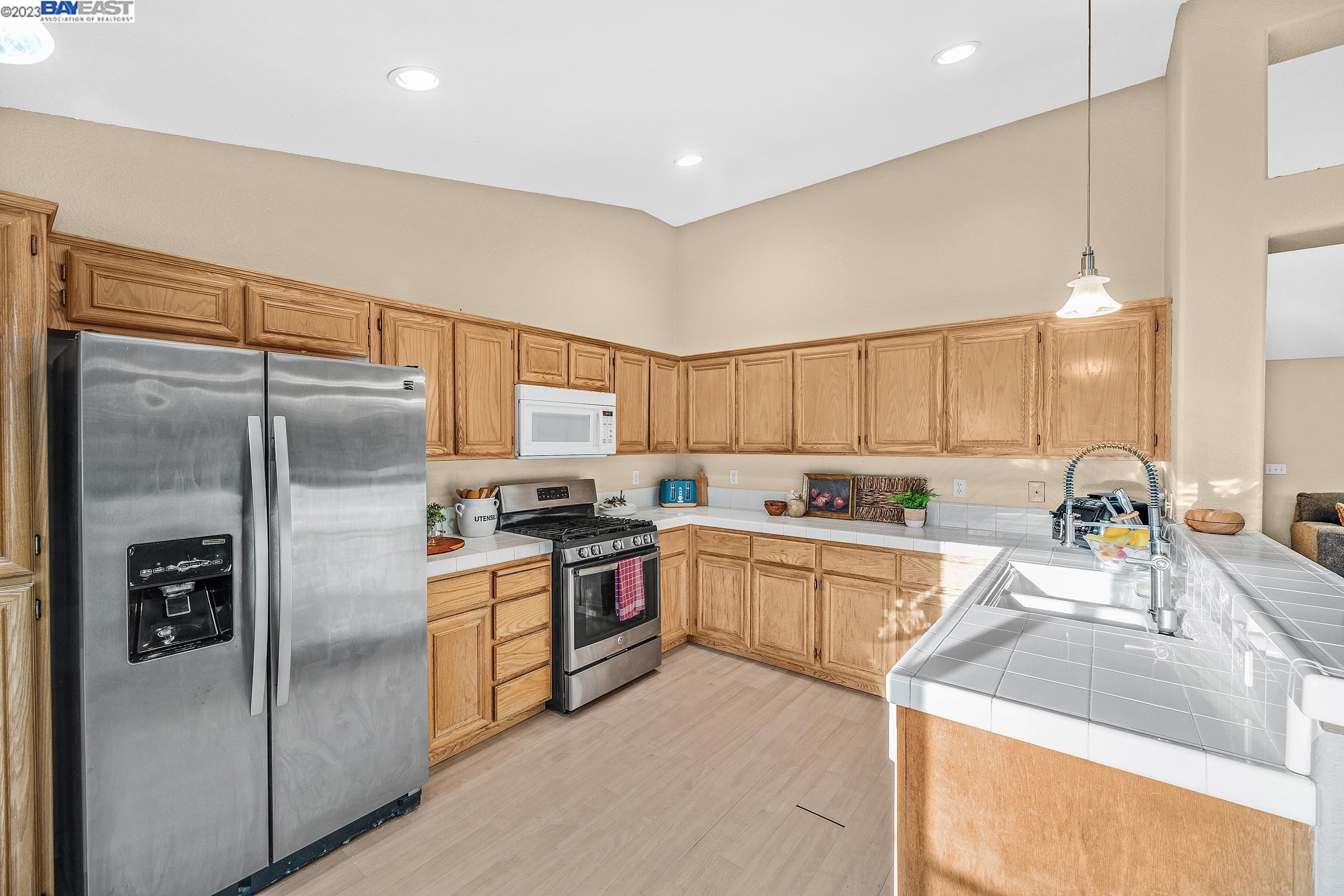 2041 Bridle Creek Cir