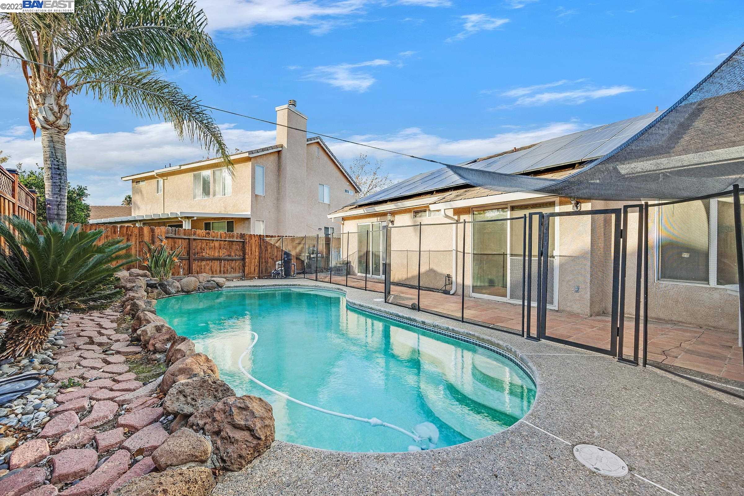 2041 Bridle Creek Cir