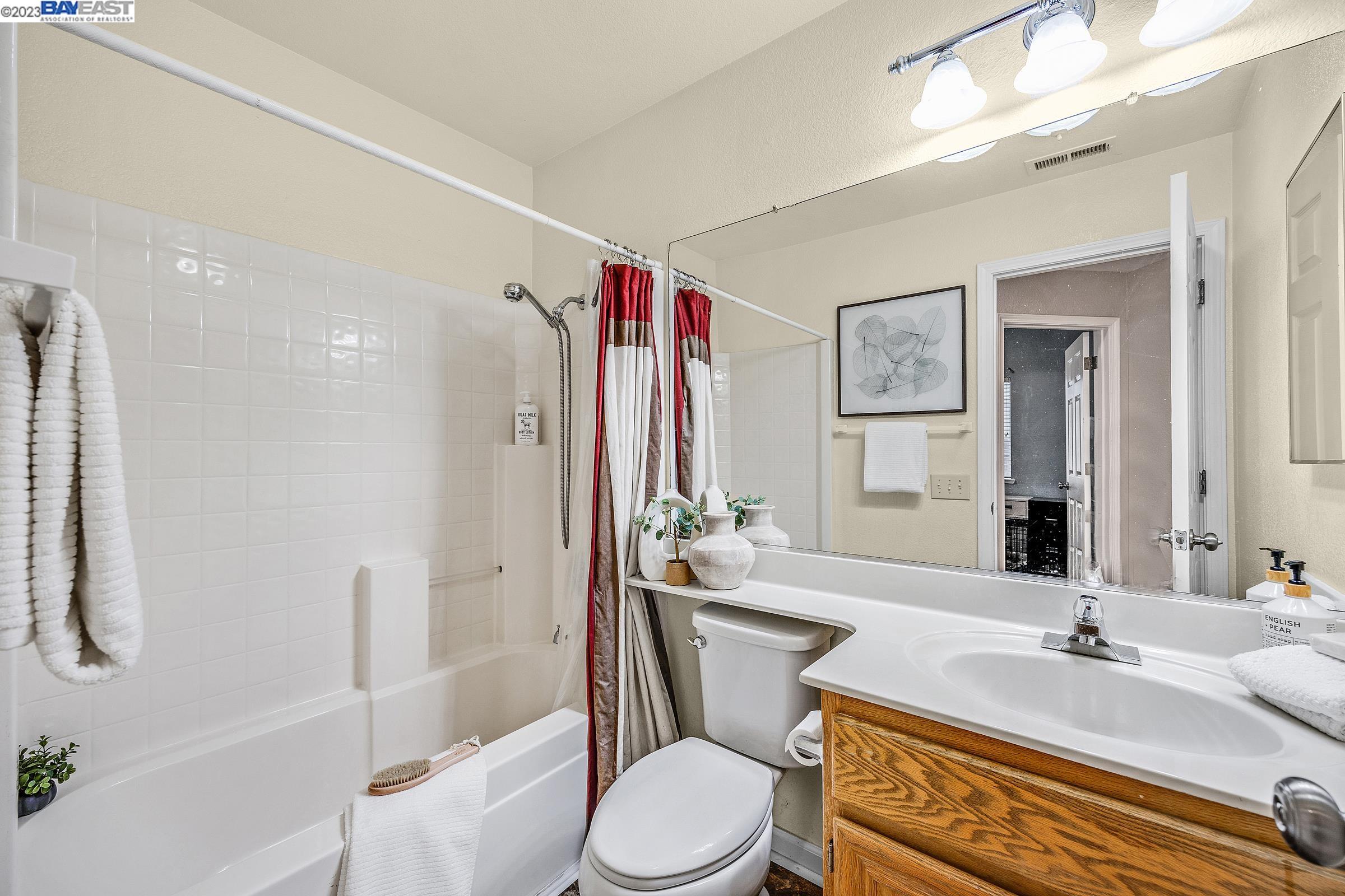 2041 Bridle Creek Cir