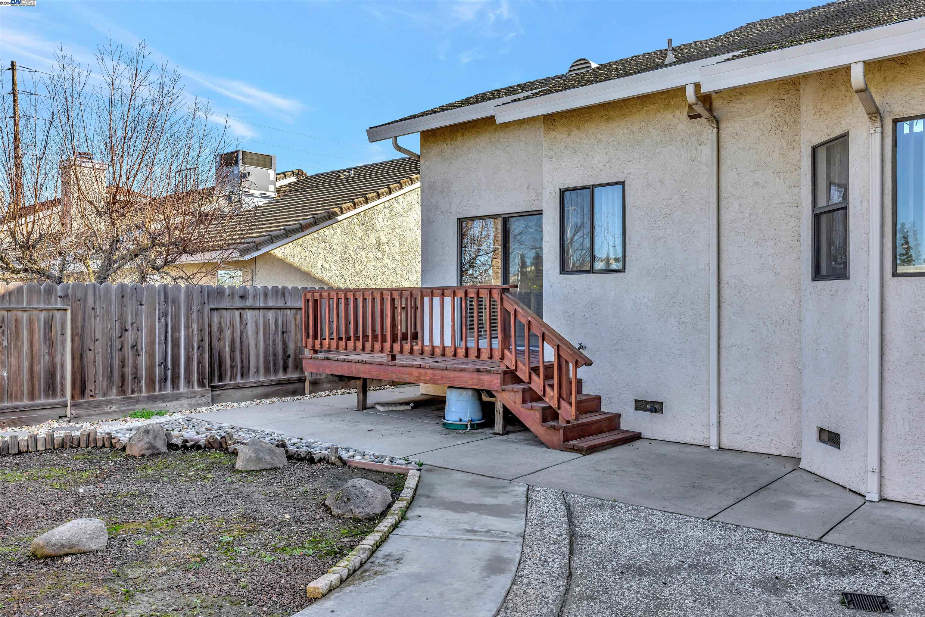 2209 Lodgepole Cir