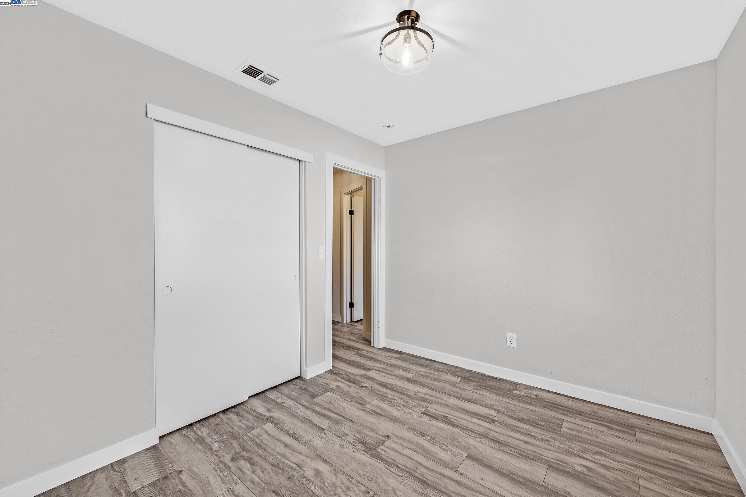 1773 Willow Park Way