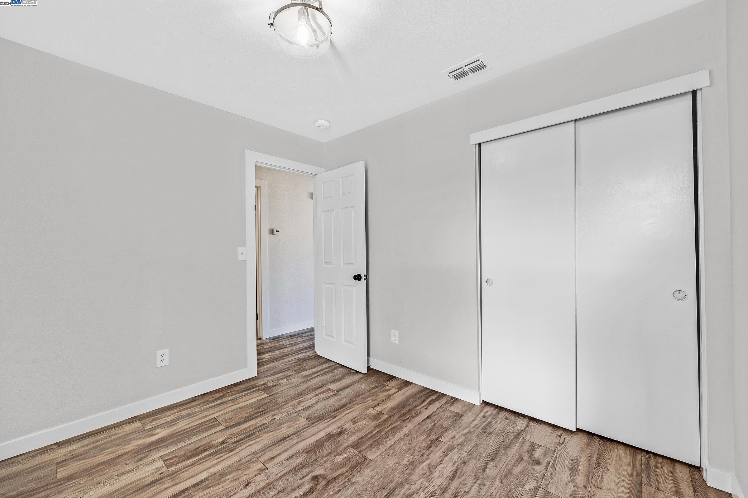 1773 Willow Park Way