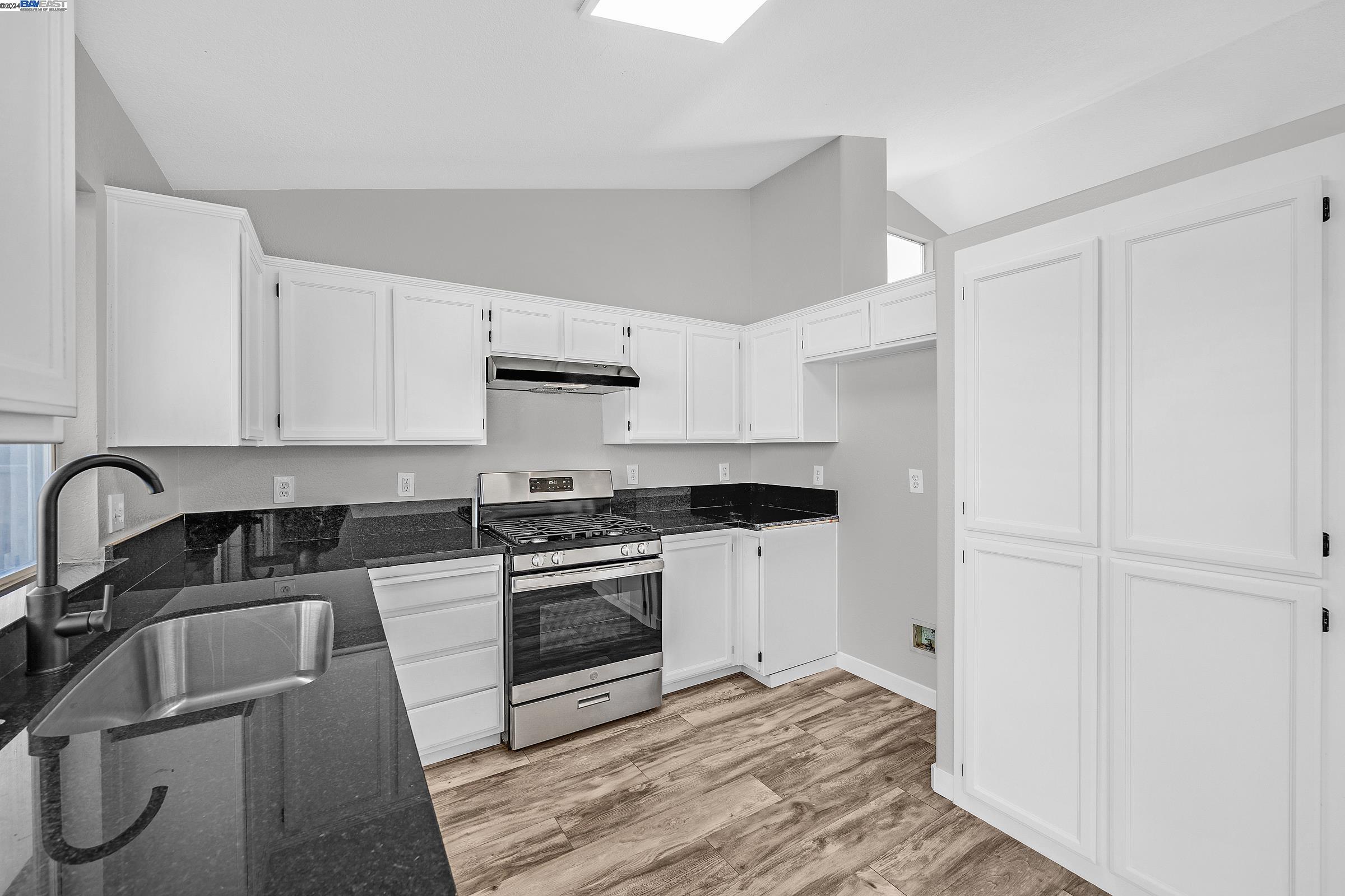 1773 Willow Park Way